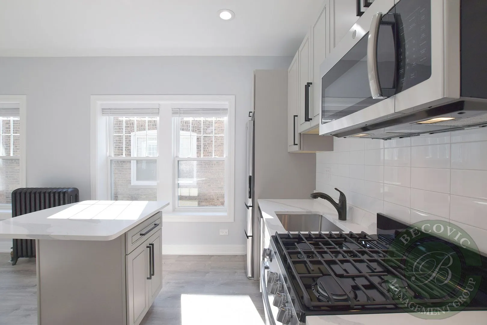 1063 W Glenlake Ave, ,  60660, USA 60660-unit#3S-Chicago-IL