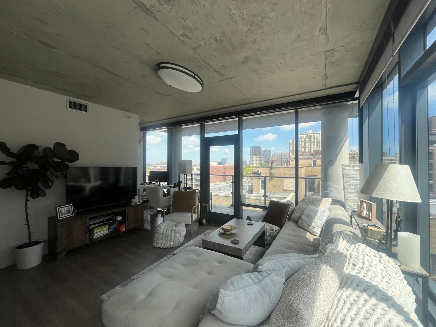 450-454 W Belmont Ave, ,  60657, USA 60657-unit#1601-Chicago-IL
