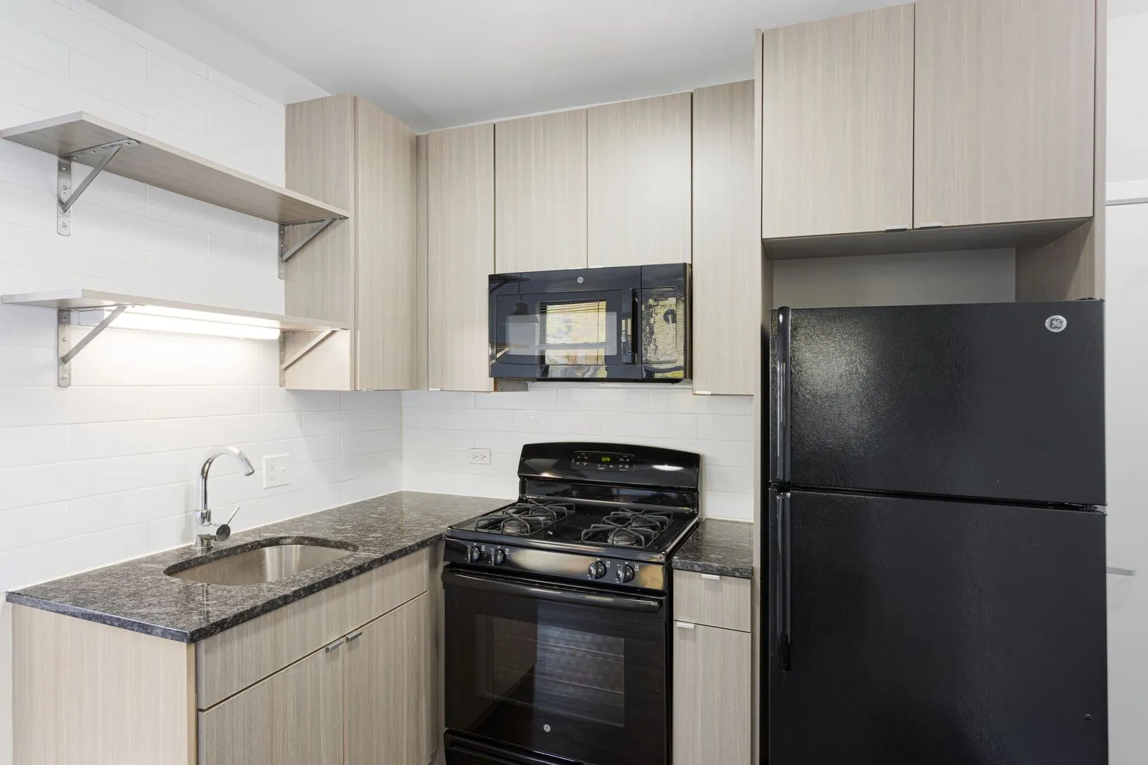 4875 N Magnolia Ave, ,  60640, USA 60640-unit#404-Chicago-IL