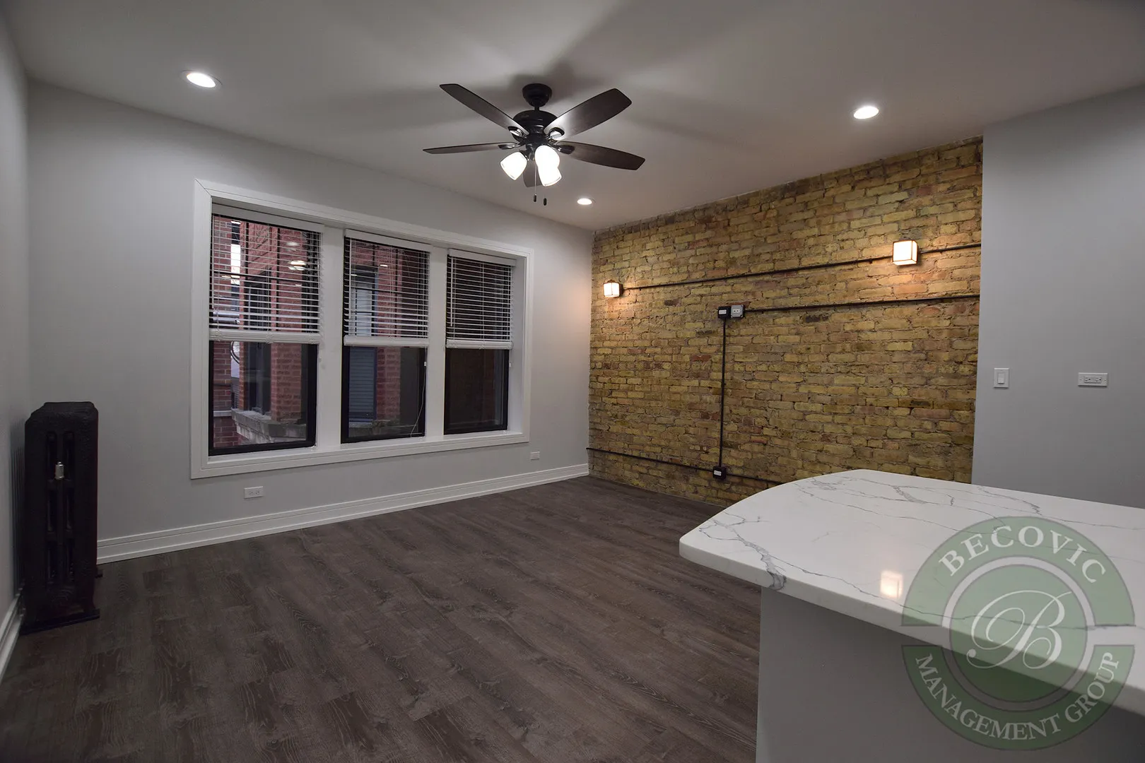 6111 N Winthrop Ave, ,  60660, USA 60660-unit#1ST FLOOR-Chicago-IL