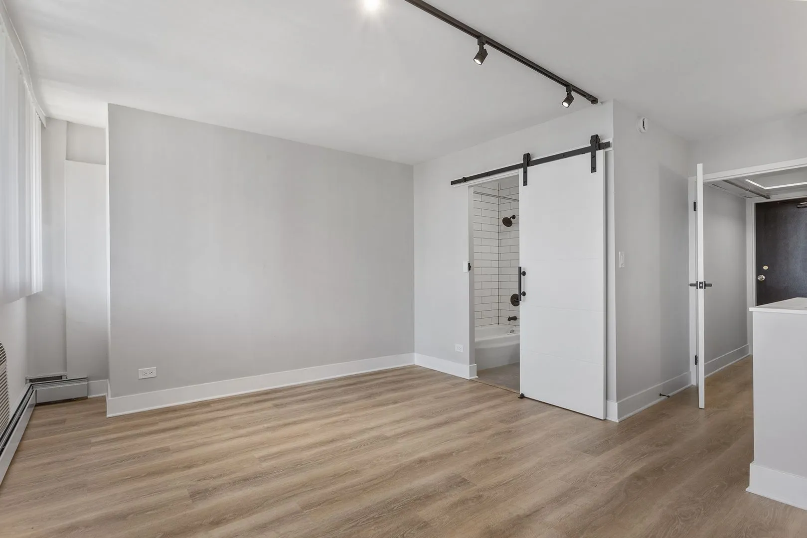 6166 N Sheridan Rd, ,  60660, USA 60660-unit#4J-Chicago-IL