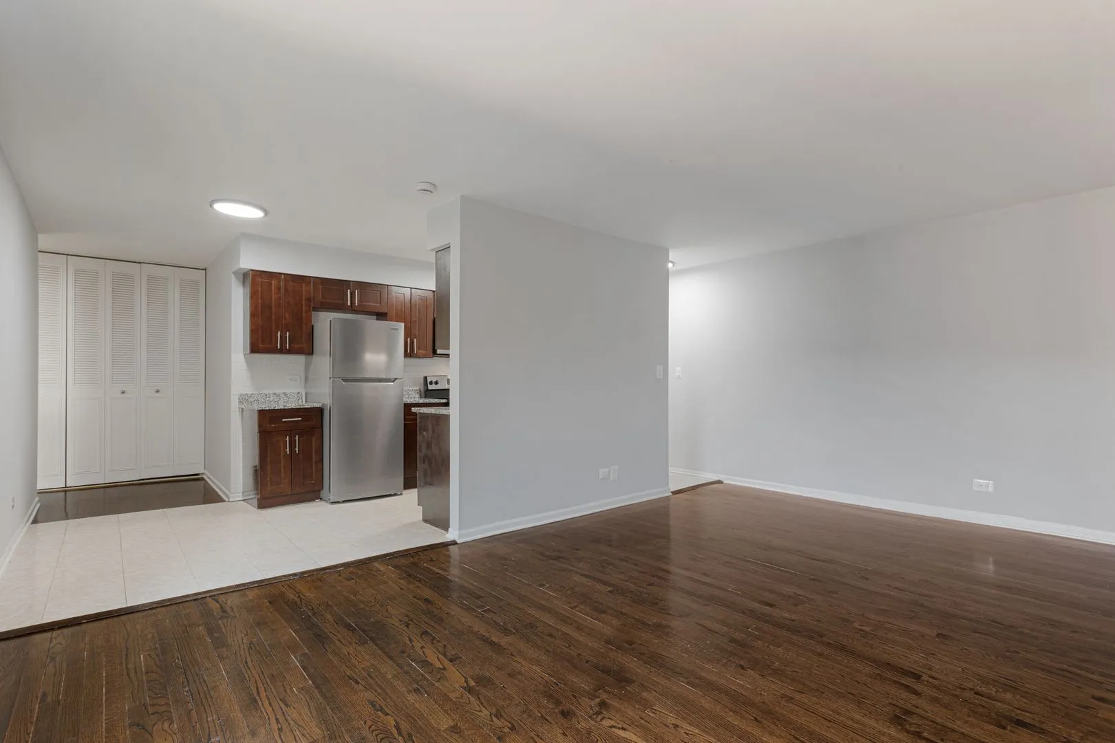 7545 N Winchester Ave, ,  60626, USA 60626-unit#202-Chicago-IL