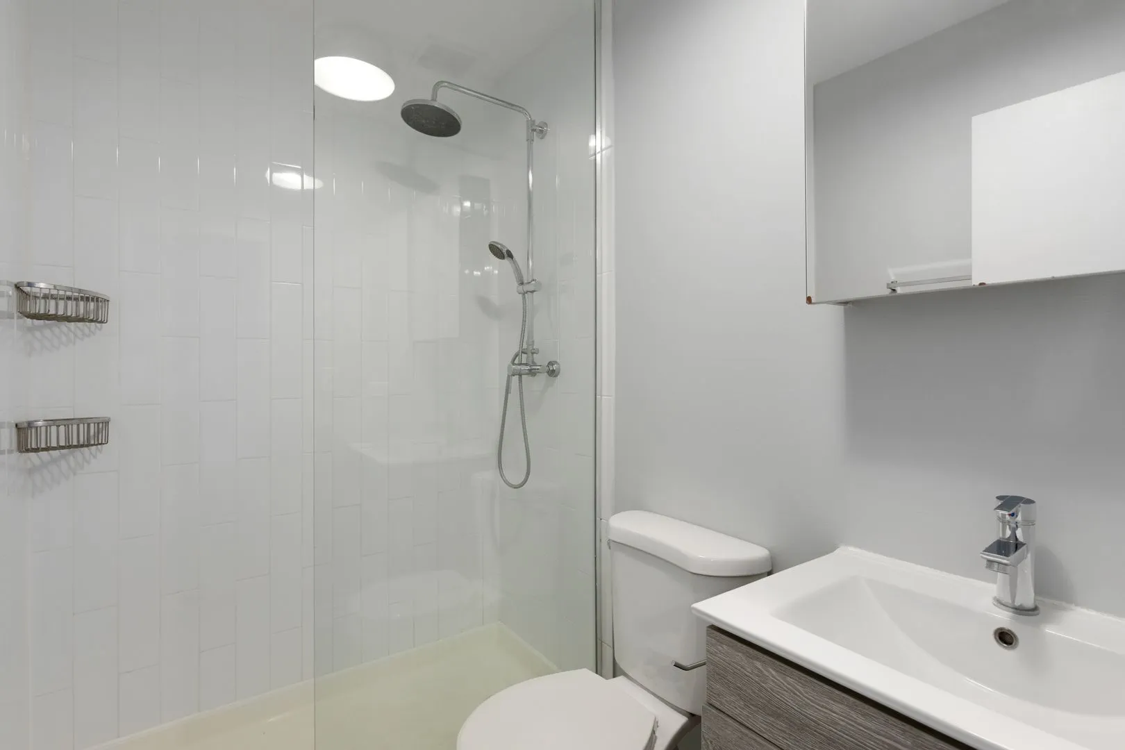 6134 N Kenmore Ave, ,  60660, USA 60660-unit#208-Chicago-IL