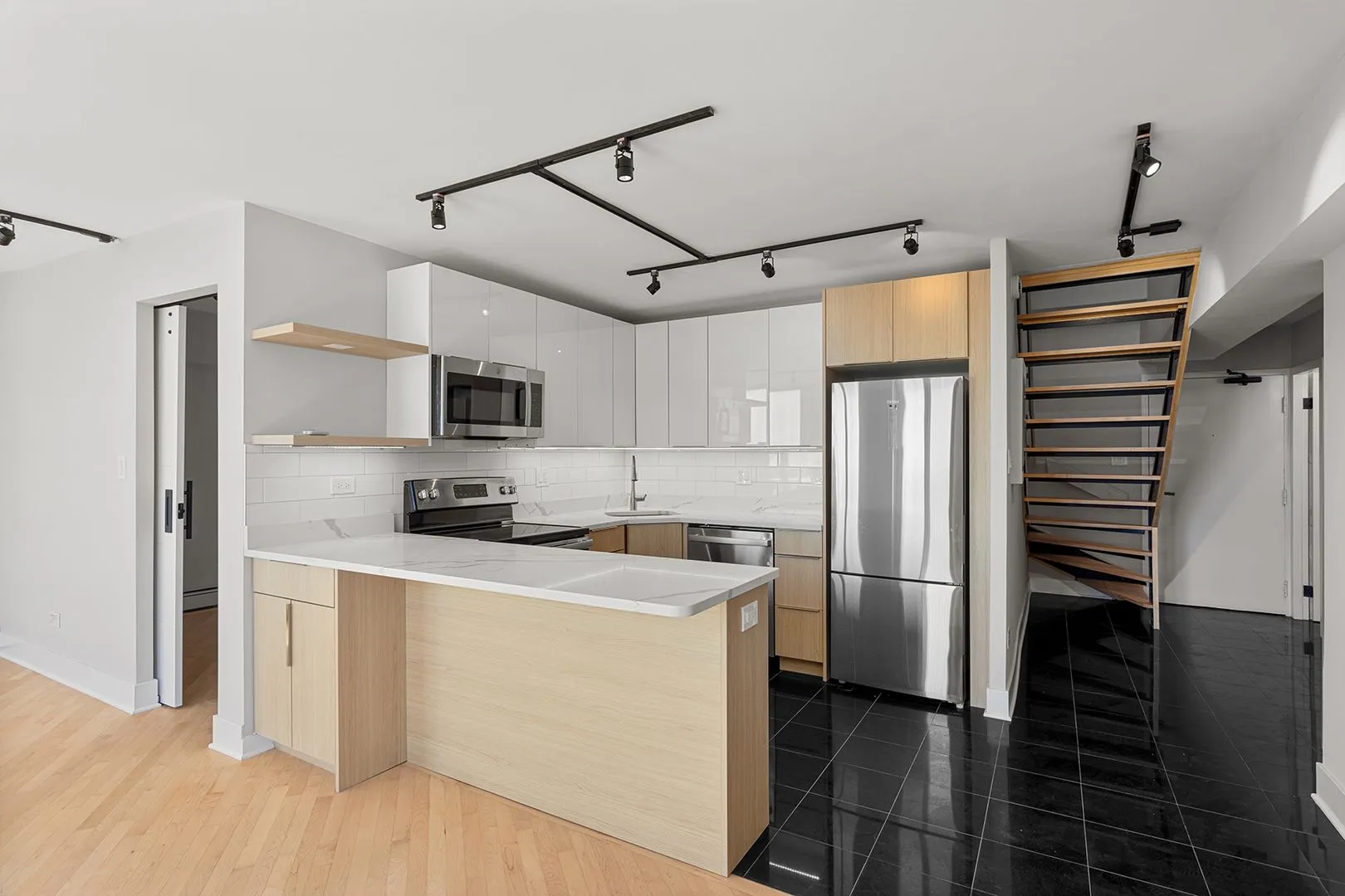 6166 N Sheridan Rd, ,  60660, USA 60660-unit#28K-Chicago-IL