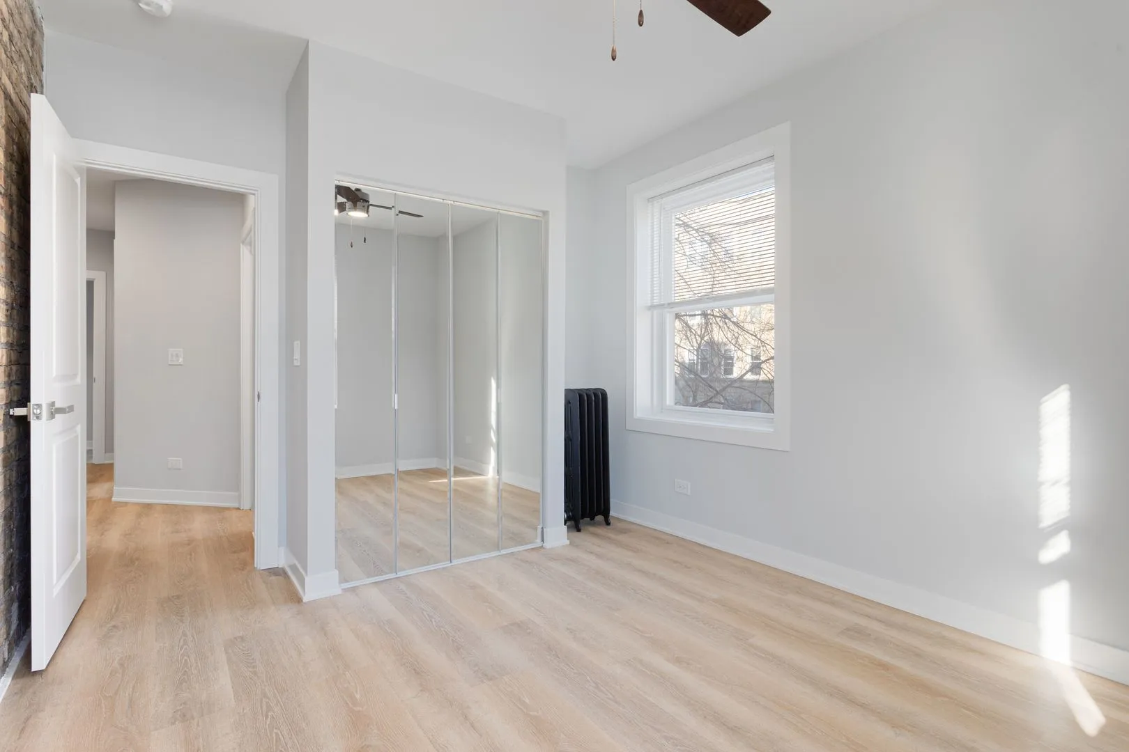 7387 N Damen Ave, ,  60645, USA 60645-unit#1E-Chicago-IL