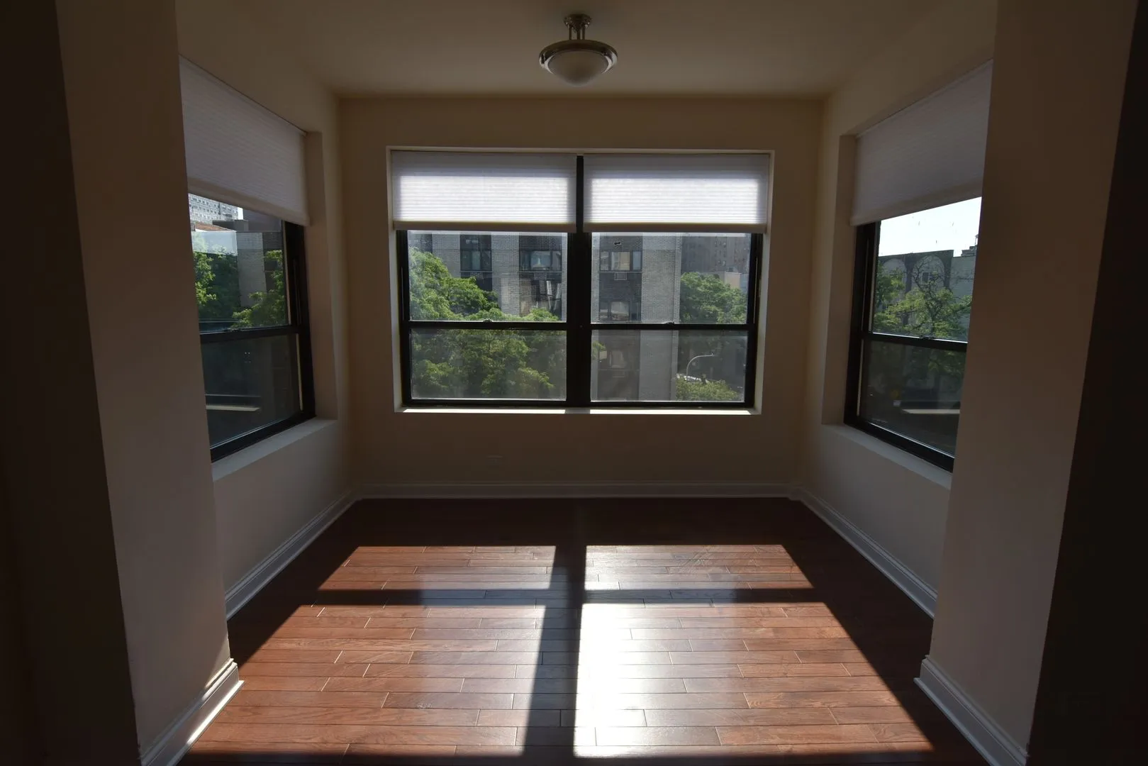 700 W Grace St, ,  60613, USA 60613-unit#3804-3-Chicago-IL