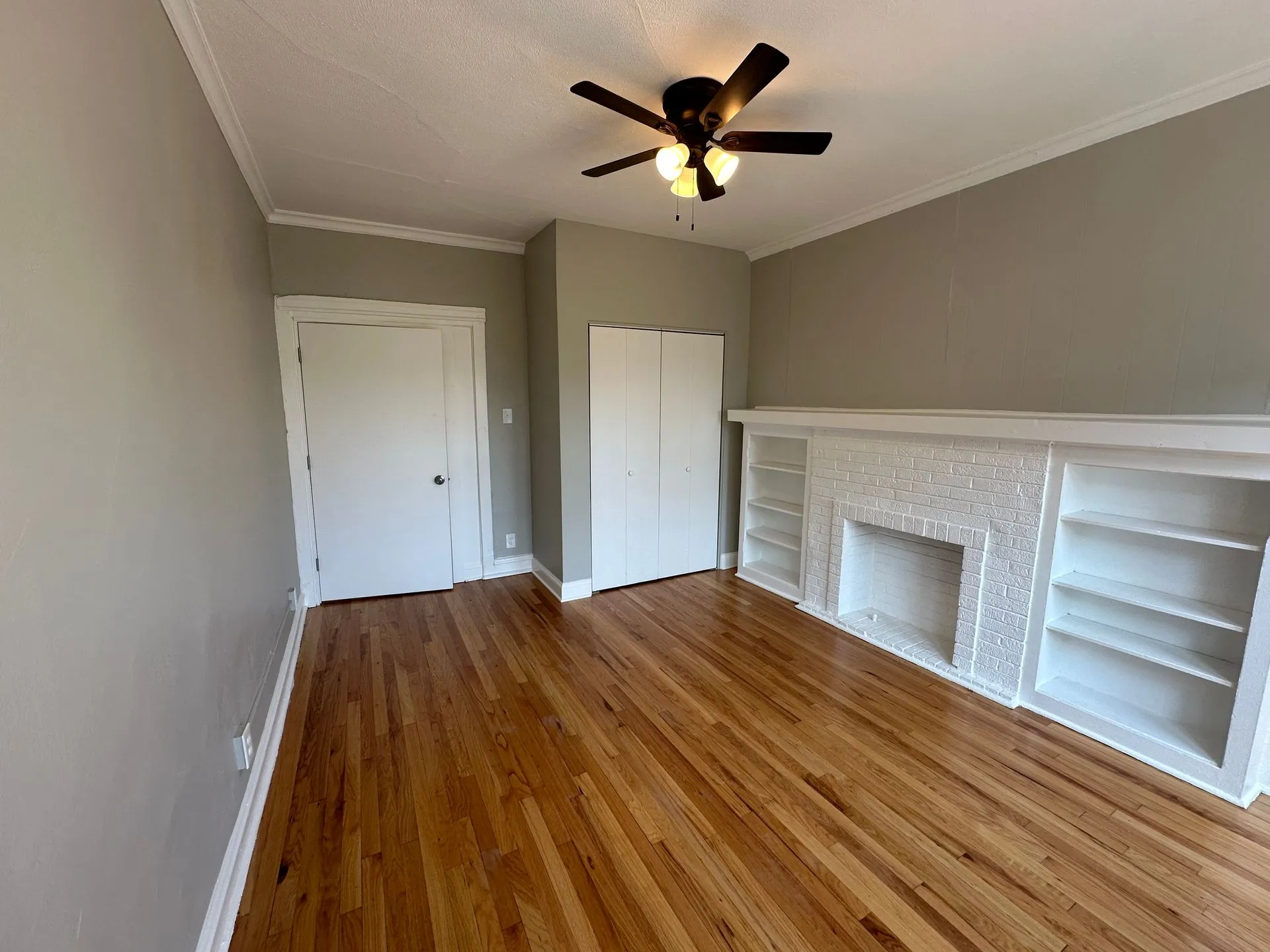 4906 N St Louis Ave, ,  60625, USA 60625-unit#2E-Chicago-IL