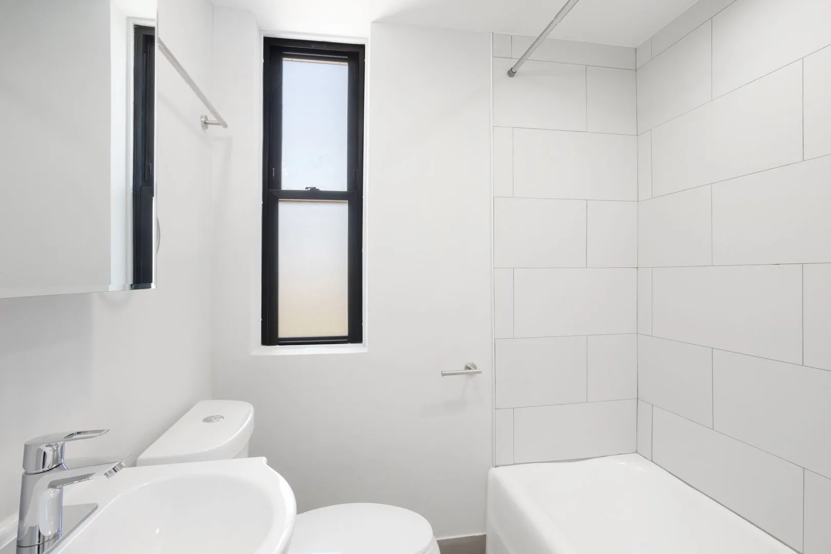 6026 N Winthrop Ave, , 60660, USA 60660-unit#7E-Chicago-IL