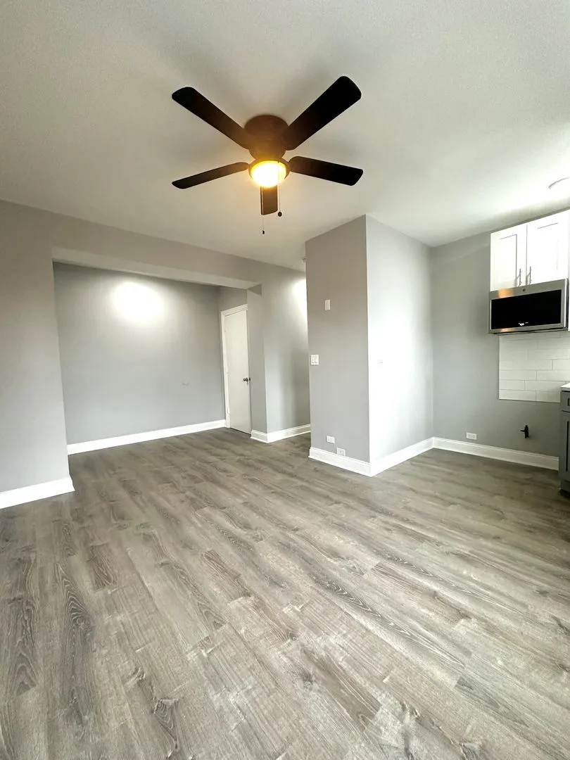 4031 N Kenmore Ave, ,  60613, USA 60613-unit#.414-Chicago-IL