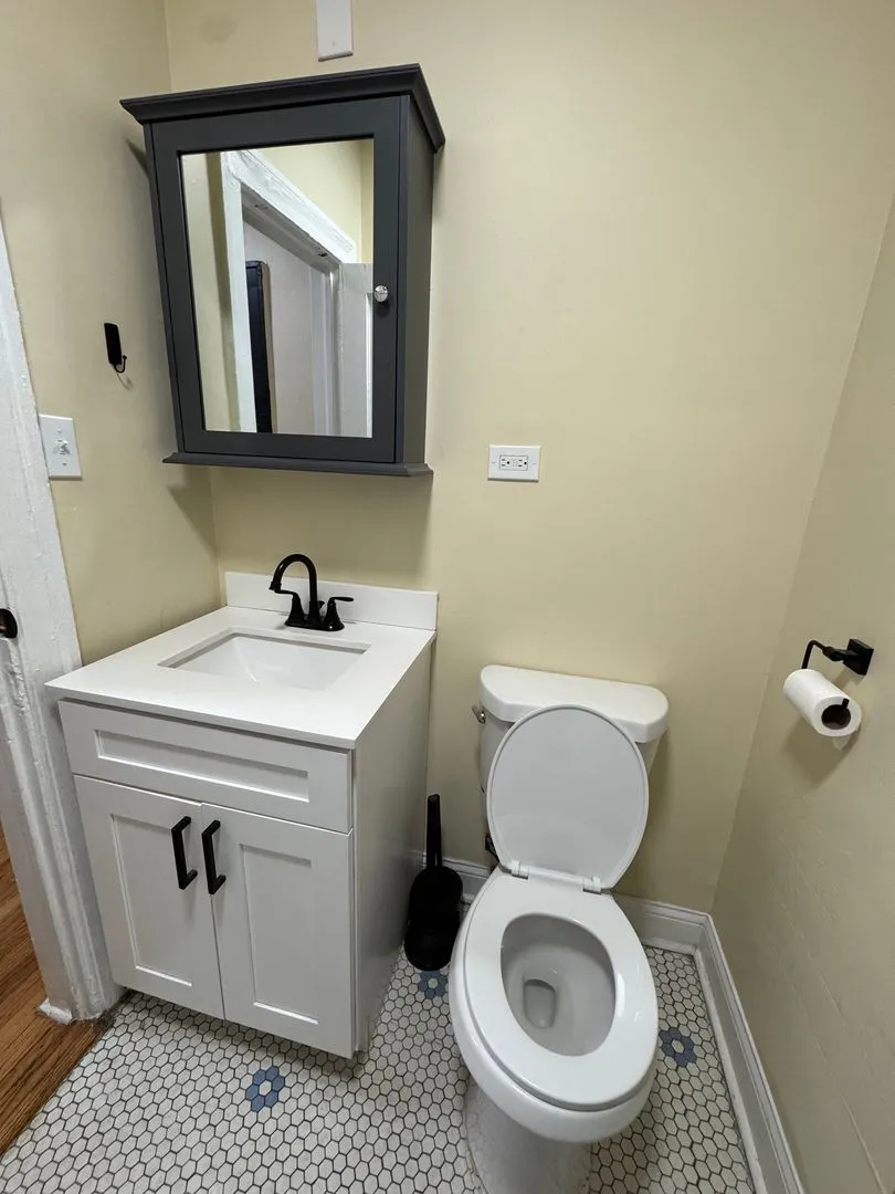 4019 W School St, , 60641, USA 60641-unit#3E-Chicago-IL