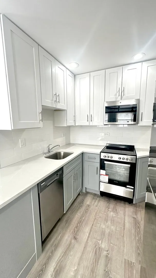 1224 W Rosemont Ave, , 60660, USA 60660-unit#GARDEN-Chicago-IL