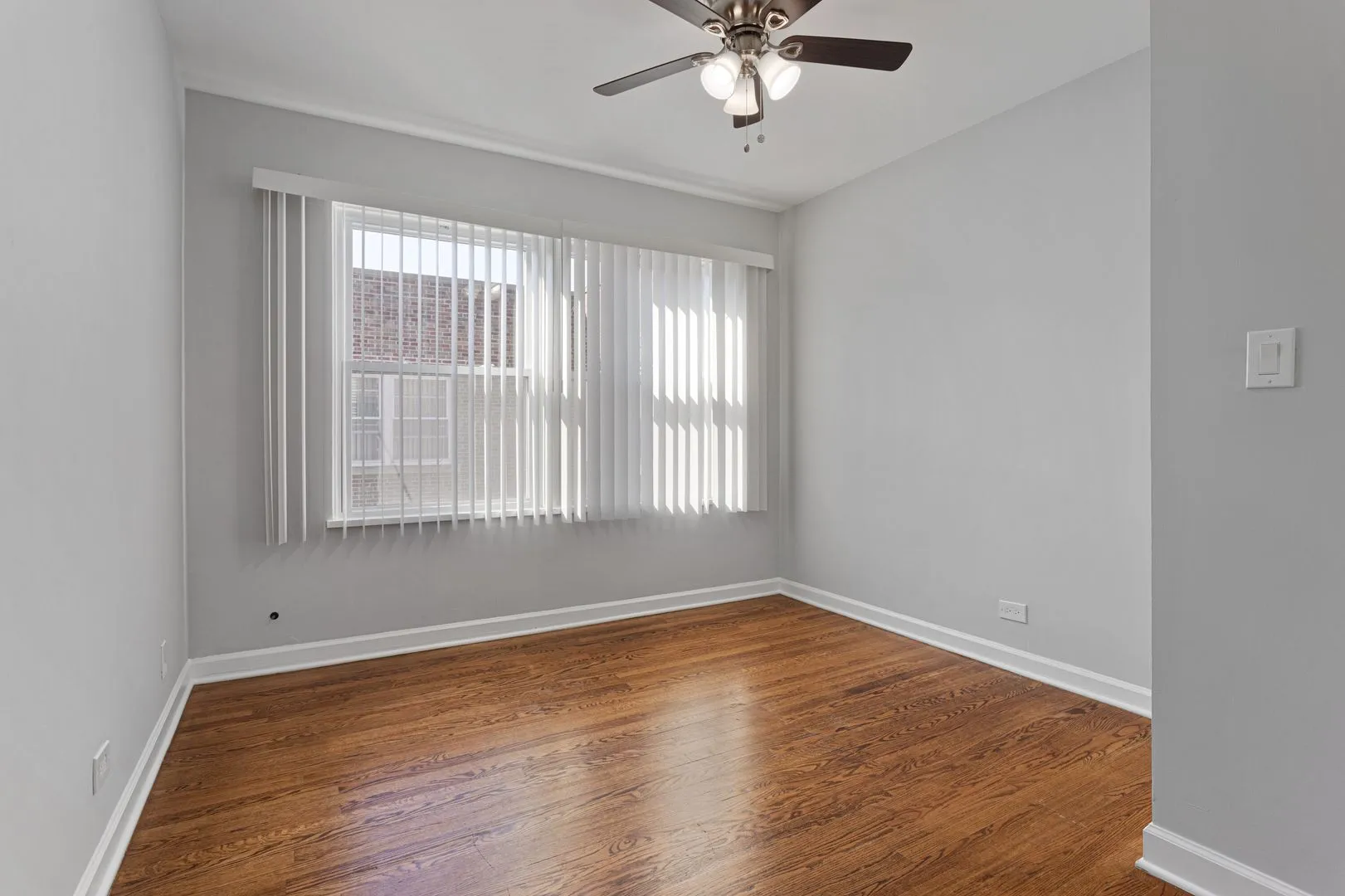 7638 N Eastlake Terrace, ,  60626, USA 60626-unit#3W-Chicago-IL