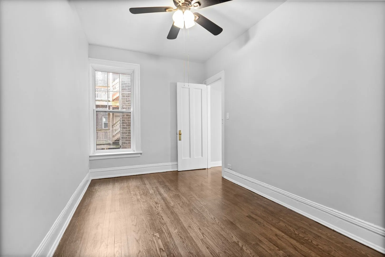 1106 W Glenlake Ave, ,  60660, USA 60660-unit#1ST FLOOR-Chicago-IL