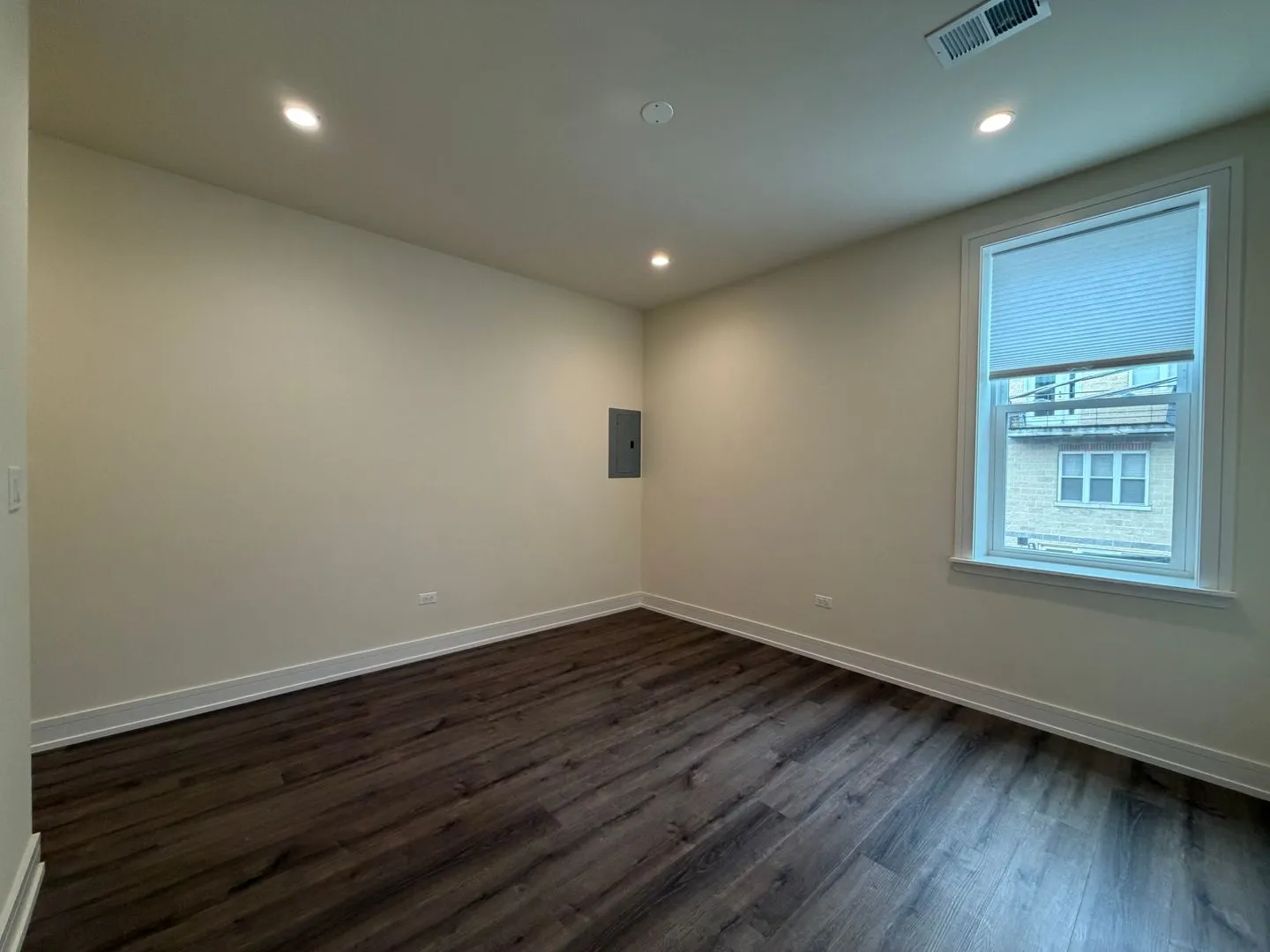 916 W Belmont Ave, , 60657, USA 60657-unit#2N-Chicago-IL