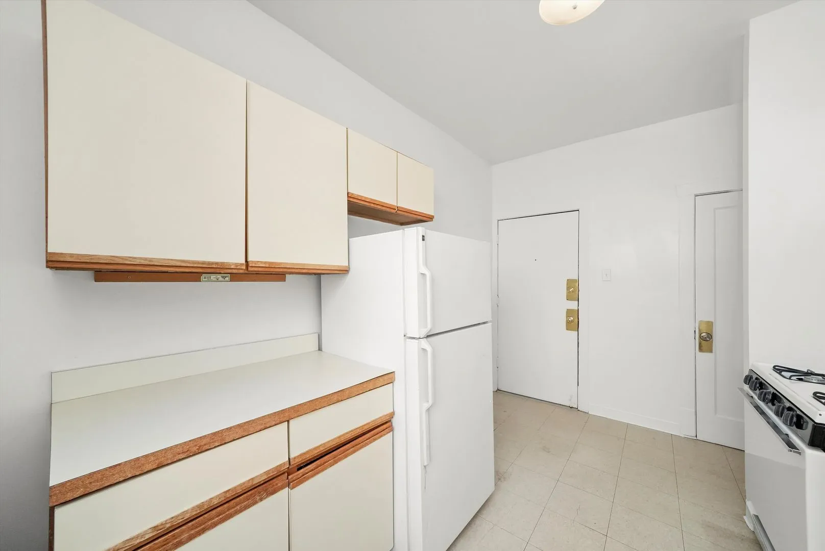 1532 N Kedzie Ave, ,  60651, USA 60651-unit#2D-Chicago-IL