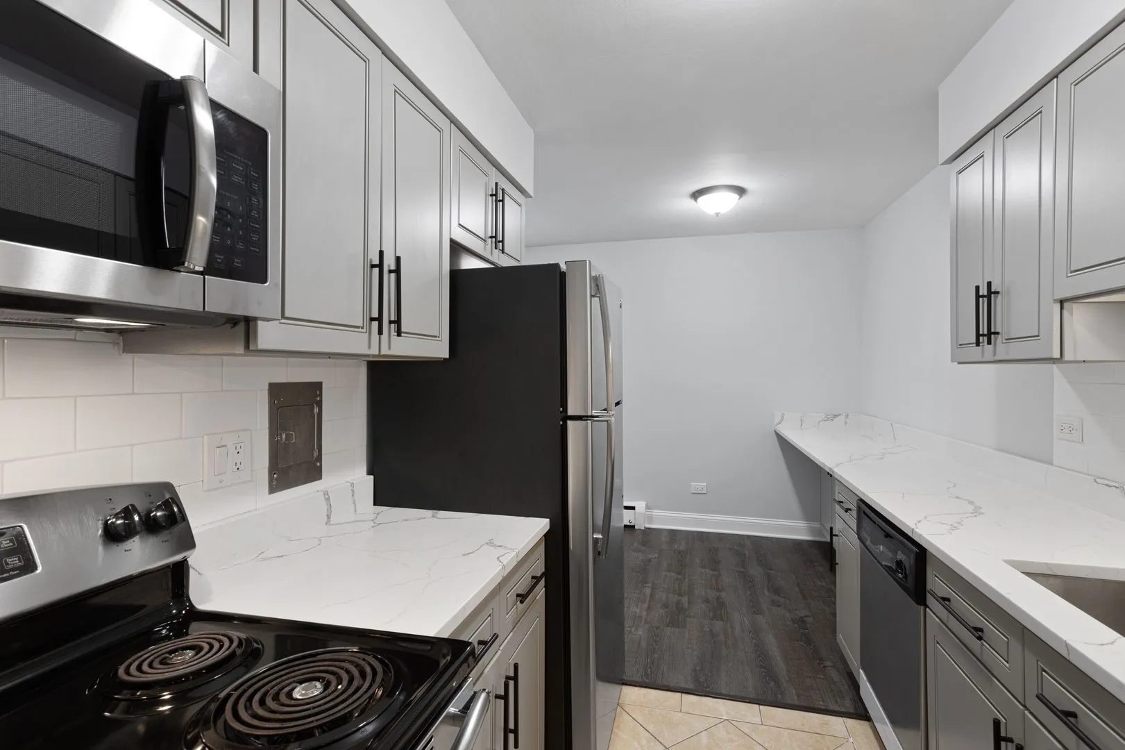 6029 N Winthrop Ave, , 60660, USA 60660-unit#206-Chicago-IL