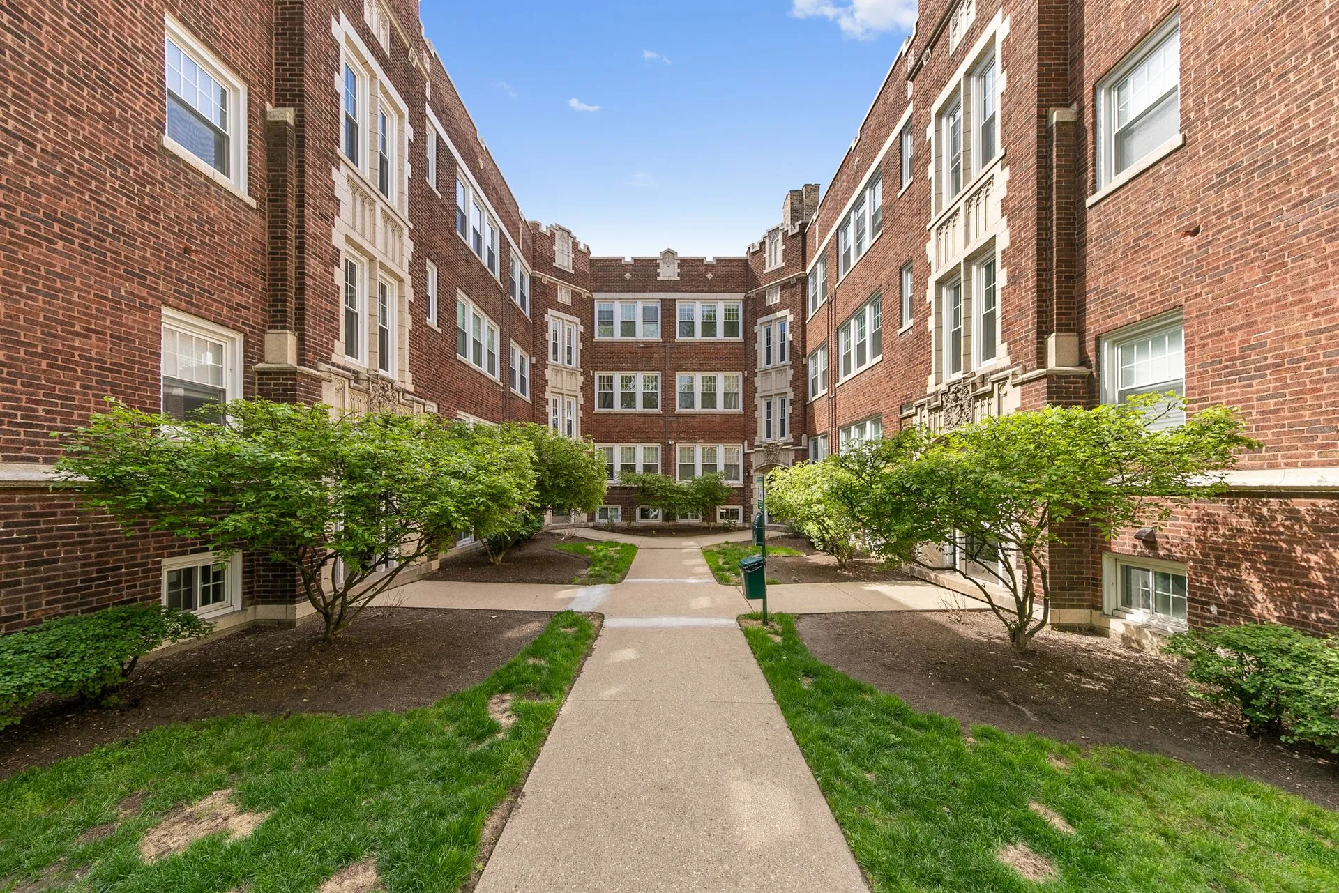 1063 W Glenlake Ave, ,  60660, USA 60660-unit#1N-Chicago-IL