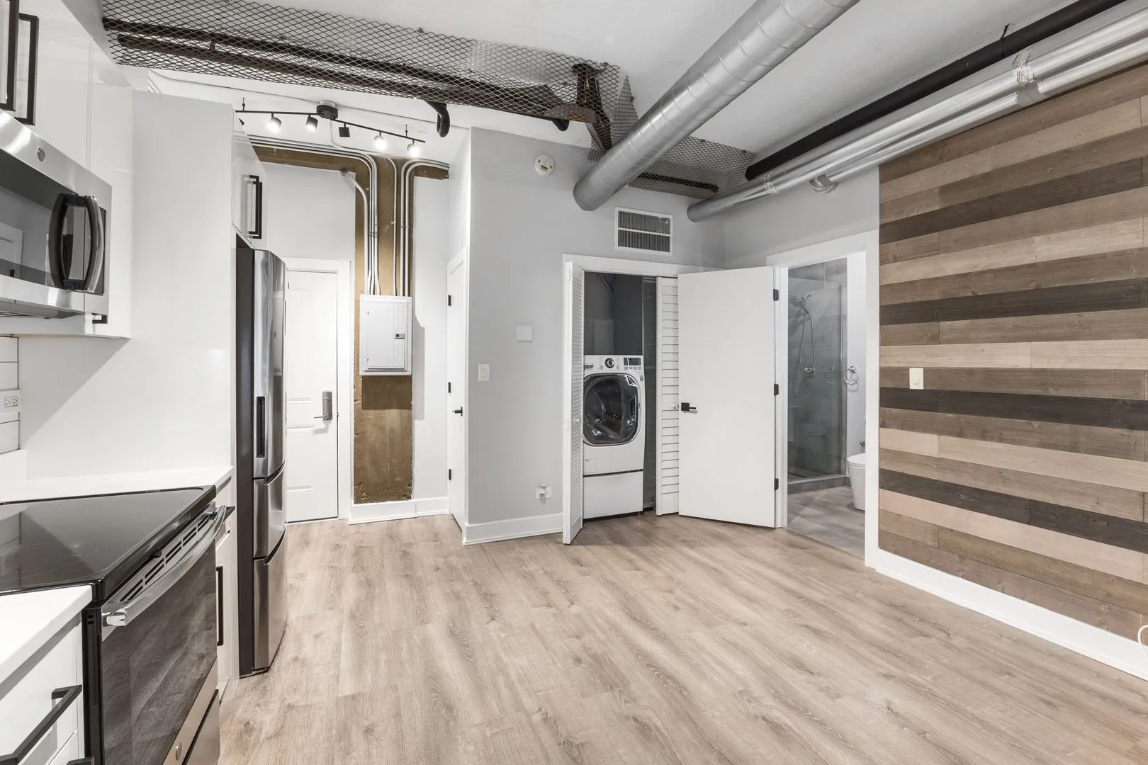 7645 N Sheridan Rd, ,  60626, USA 60626-unit#103-Chicago-IL