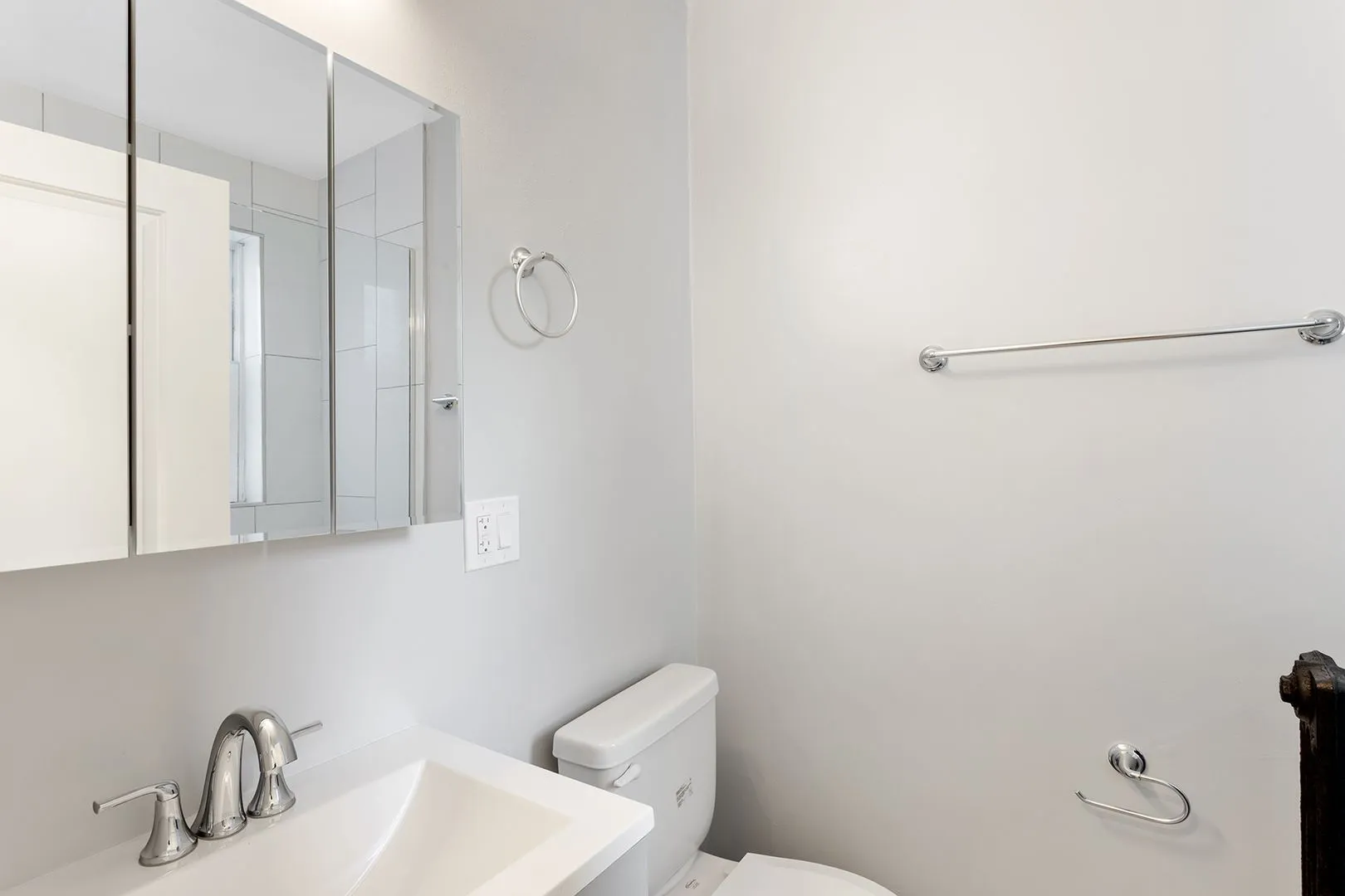 1521 W Sherwin Ave, , 60626, USA 60626-unit#307-Chicago-IL