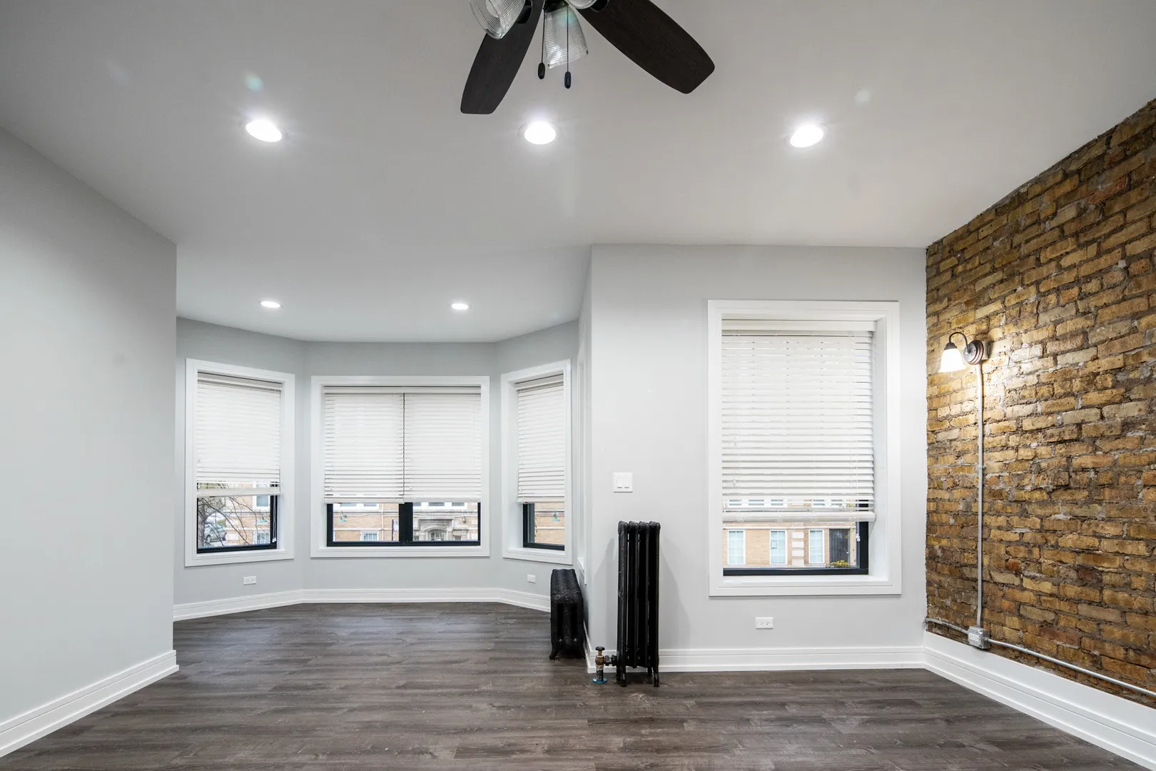 6101 N Winthrop Ave, , 60660, USA 60660-unit#2ND FLOOR-Chicago-IL