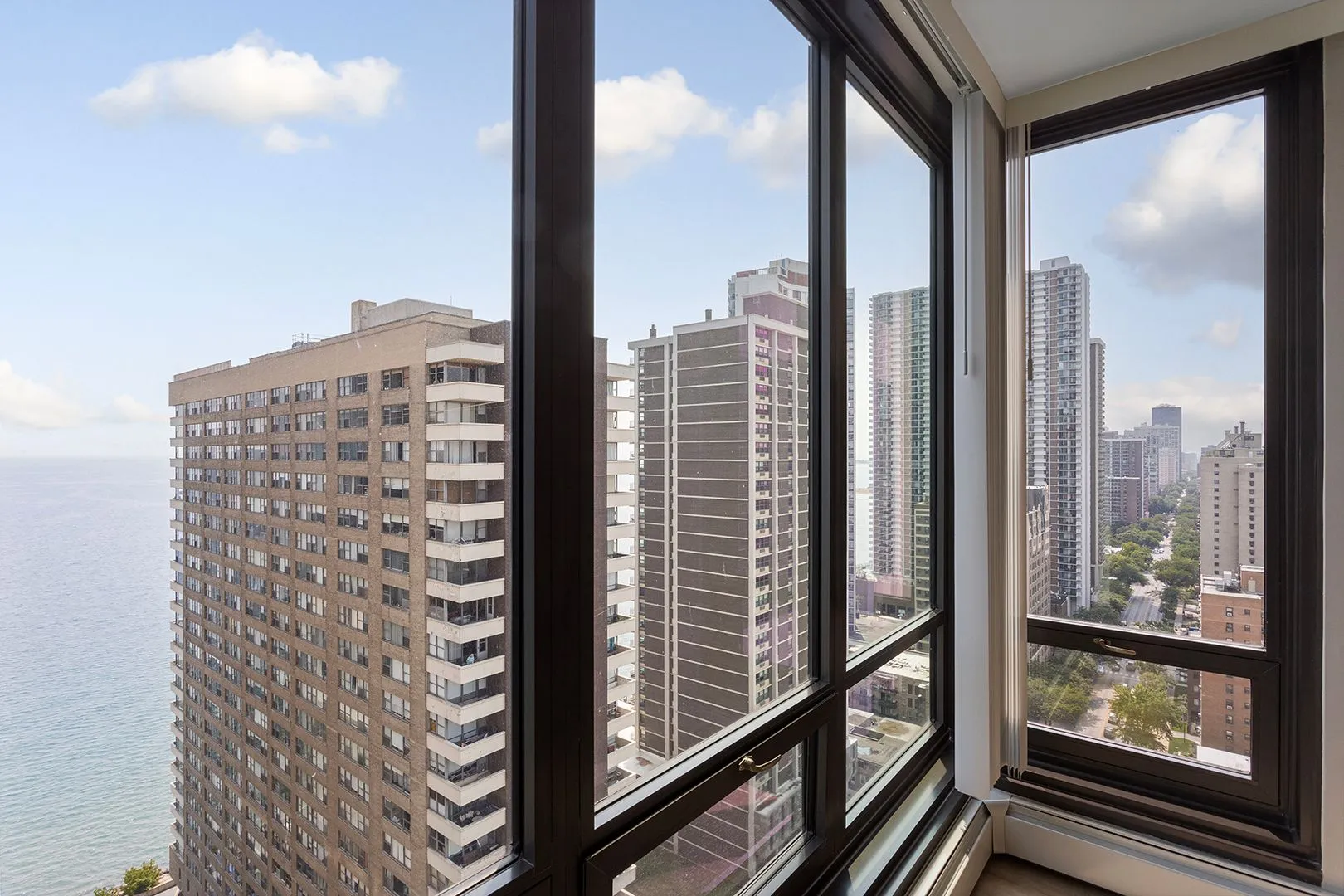 6166 N Sheridan Rd, ,  60660, USA 60660-unit#4G-Chicago-IL