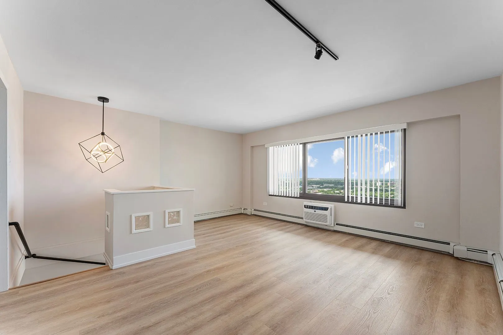6166 N Sheridan Rd, ,  60660, USA 60660-unit#16A-Chicago-IL