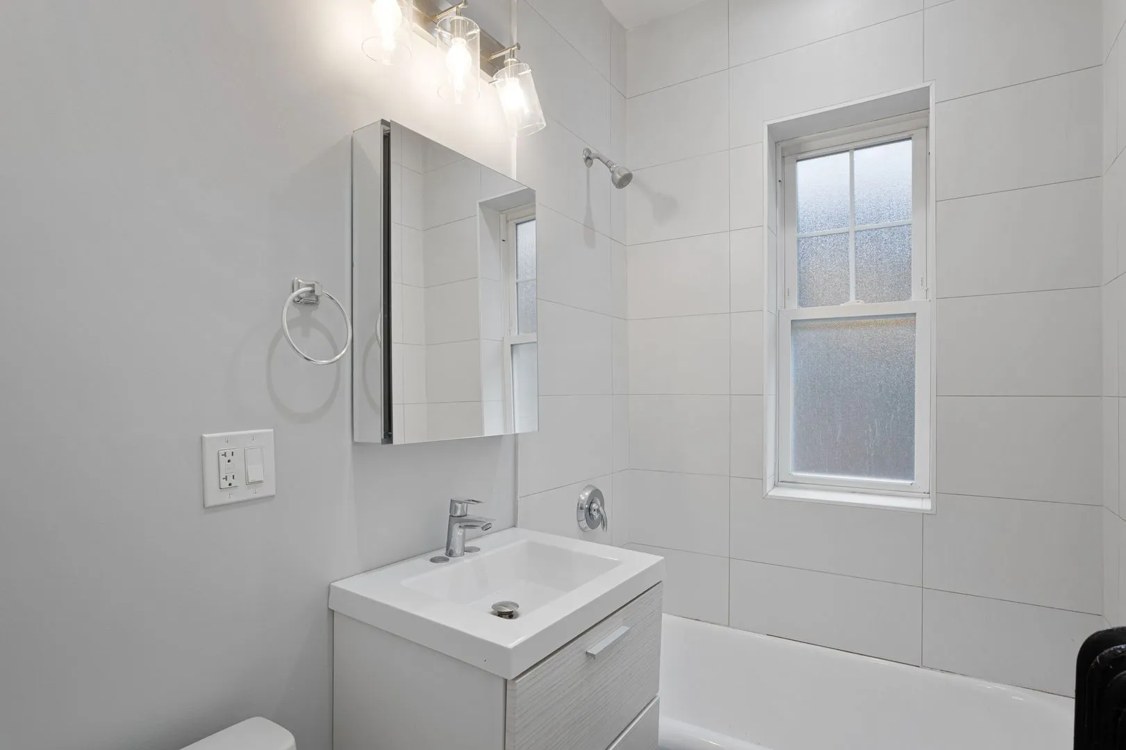 6950 N Wolcott Ave, ,  60626, USA 60626-unit#3-Chicago-IL