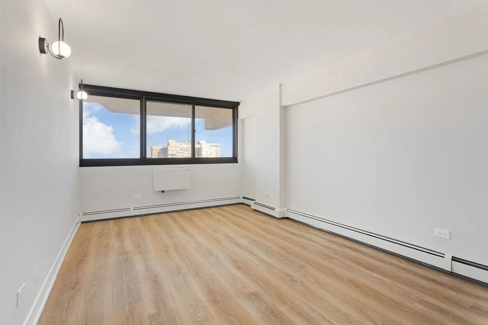 6166 N Sheridan Rd, , 60660, USA 60660-unit#20E-Chicago-IL