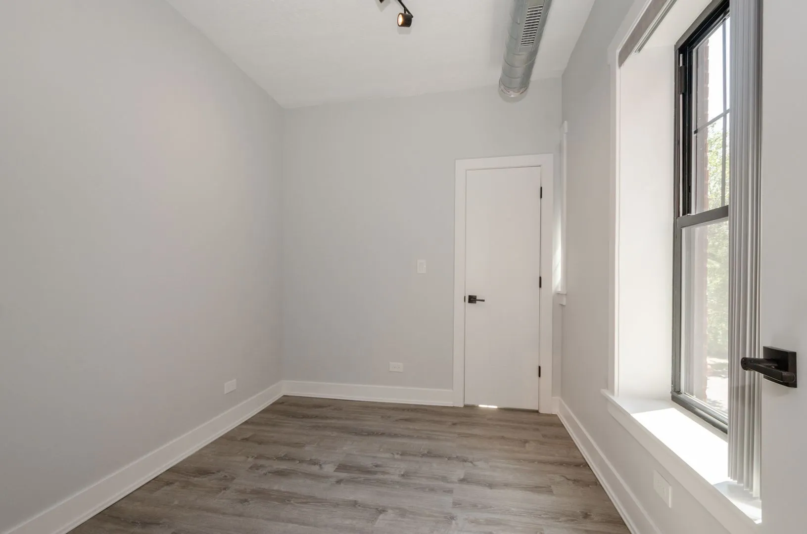 7645 N Sheridan Rd, ,  60626, USA 60626-unit#209-Chicago-IL