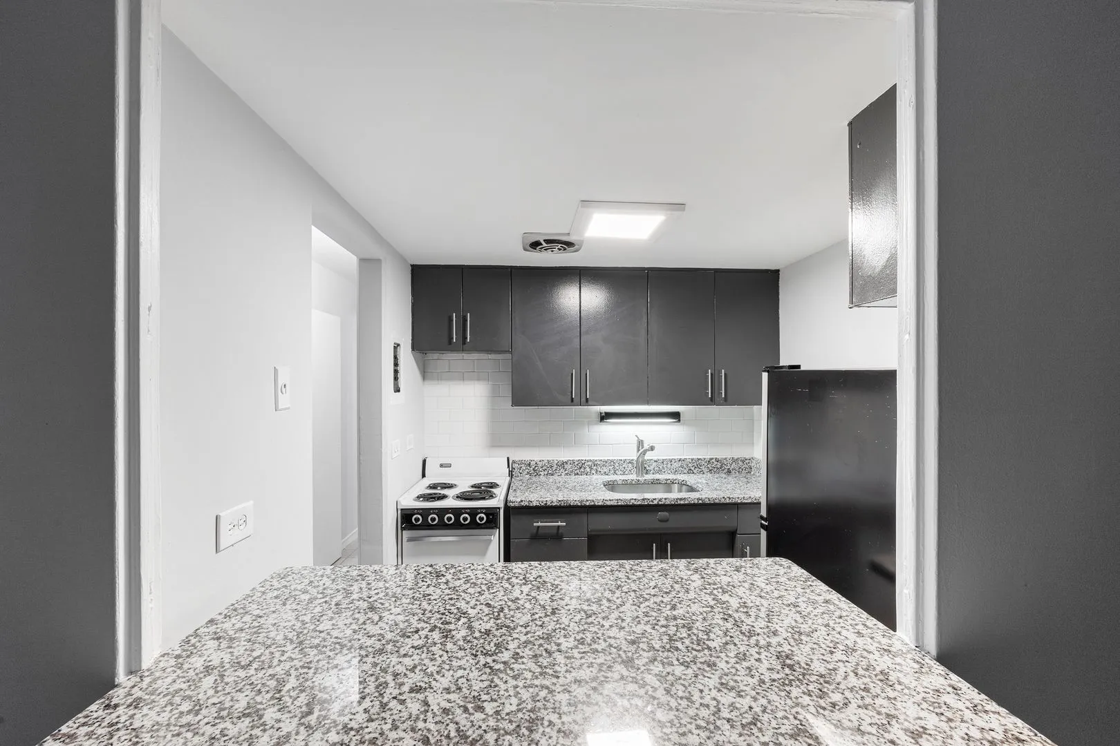 6012 N Kenmore Ave, ,  60660, USA 60660-unit#3D-Chicago-IL