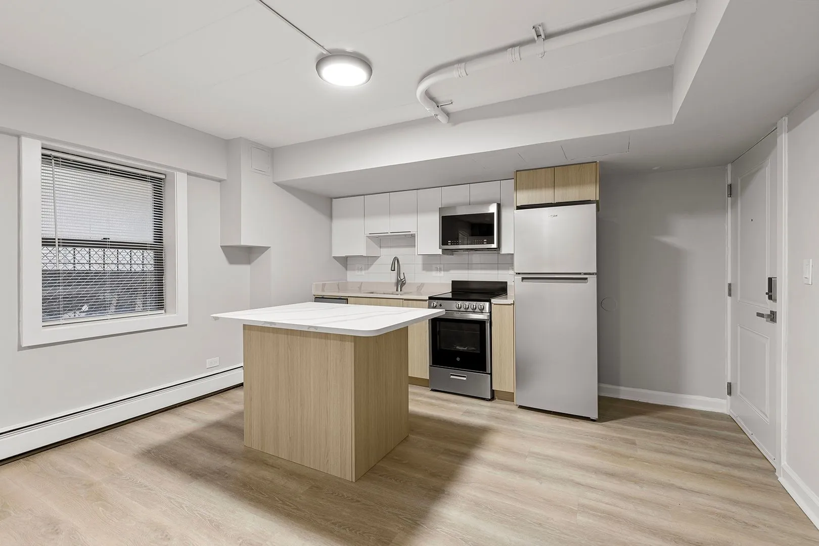6007 N Kenmore Ave, , 60660, USA 60660-unit#103-Chicago-IL
