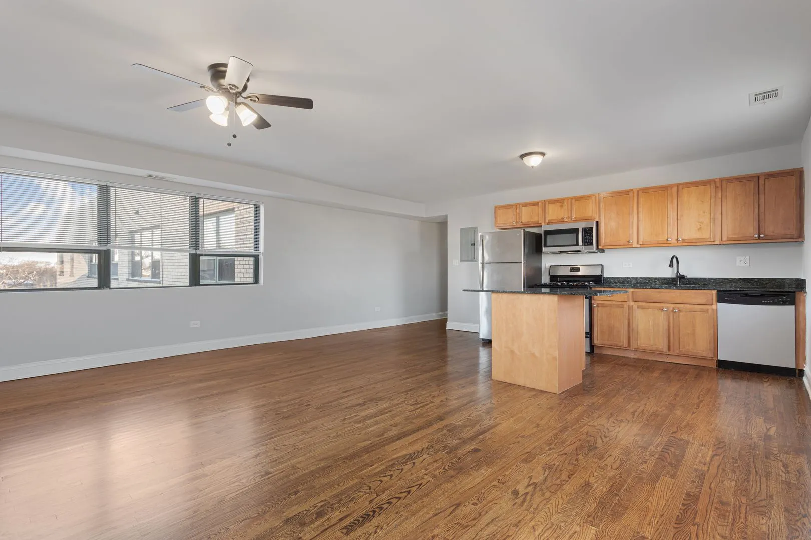 7616 N Marshfield Ave, , 60626, USA 60626-unit#507-Chicago-IL