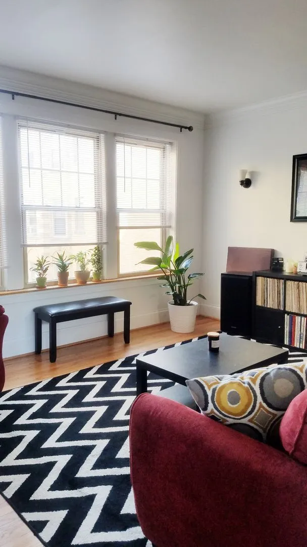 2022 W Berwyn Ave, ,  60625, USA 60625-unit#2B-Chicago-IL