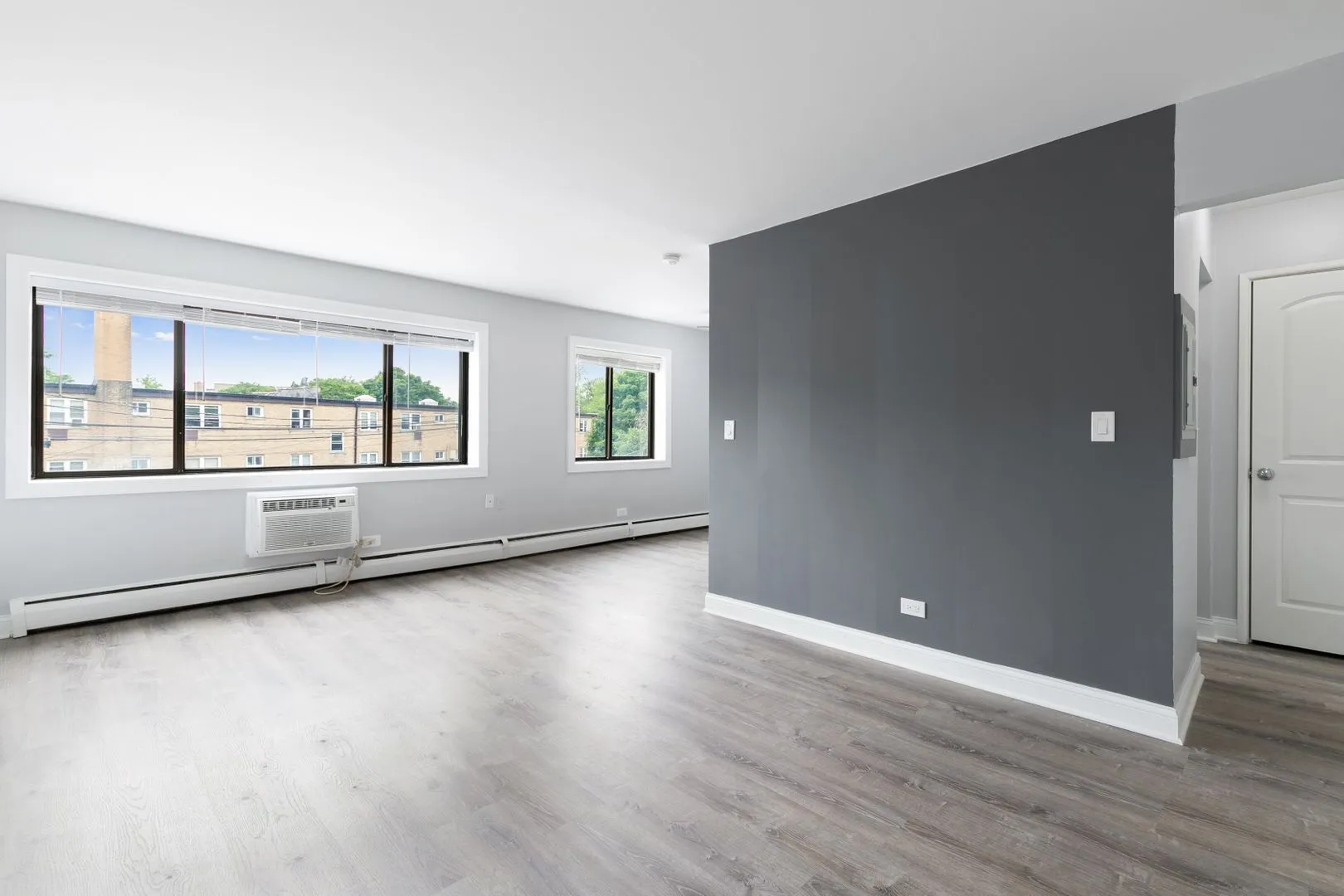 6826 N Ridge Blvd, , 60645, USA 60645-unit#204-Chicago-IL