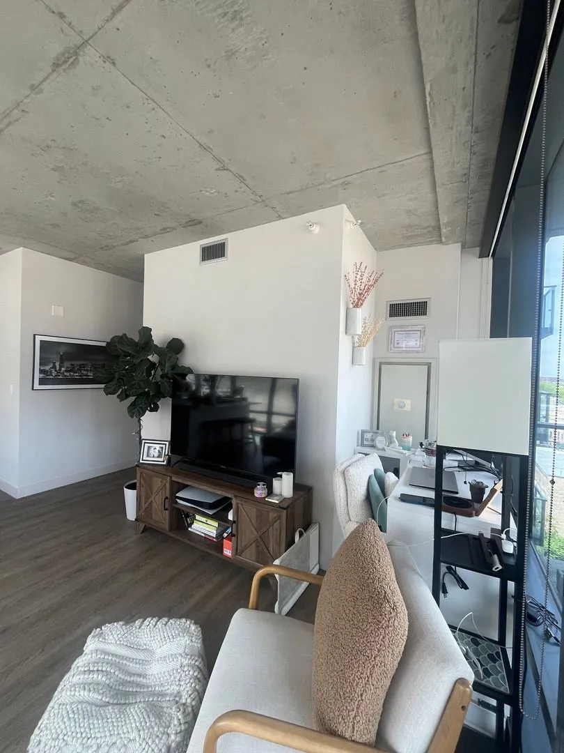 450-454 W Belmont Ave, ,  60657, USA 60657-unit#1601-Chicago-IL