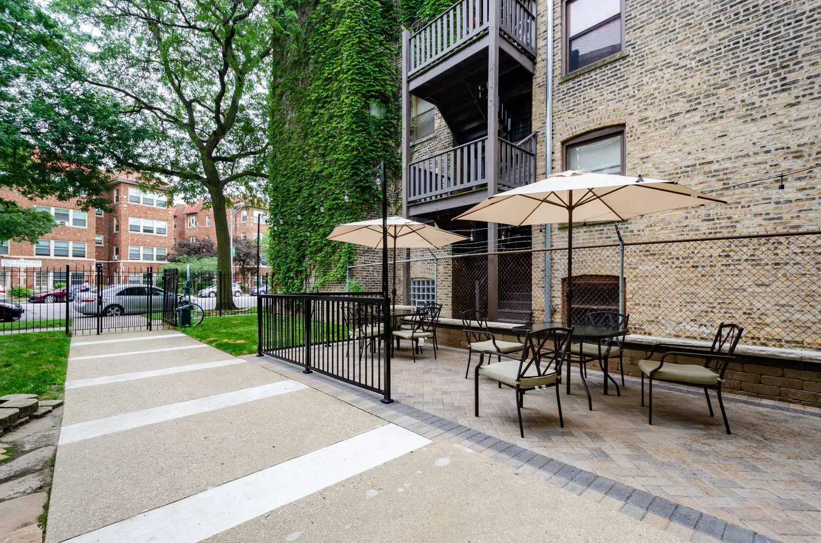 7710 N Sheridan Rd, ,  60626, USA 60626-unit#302-Chicago-IL