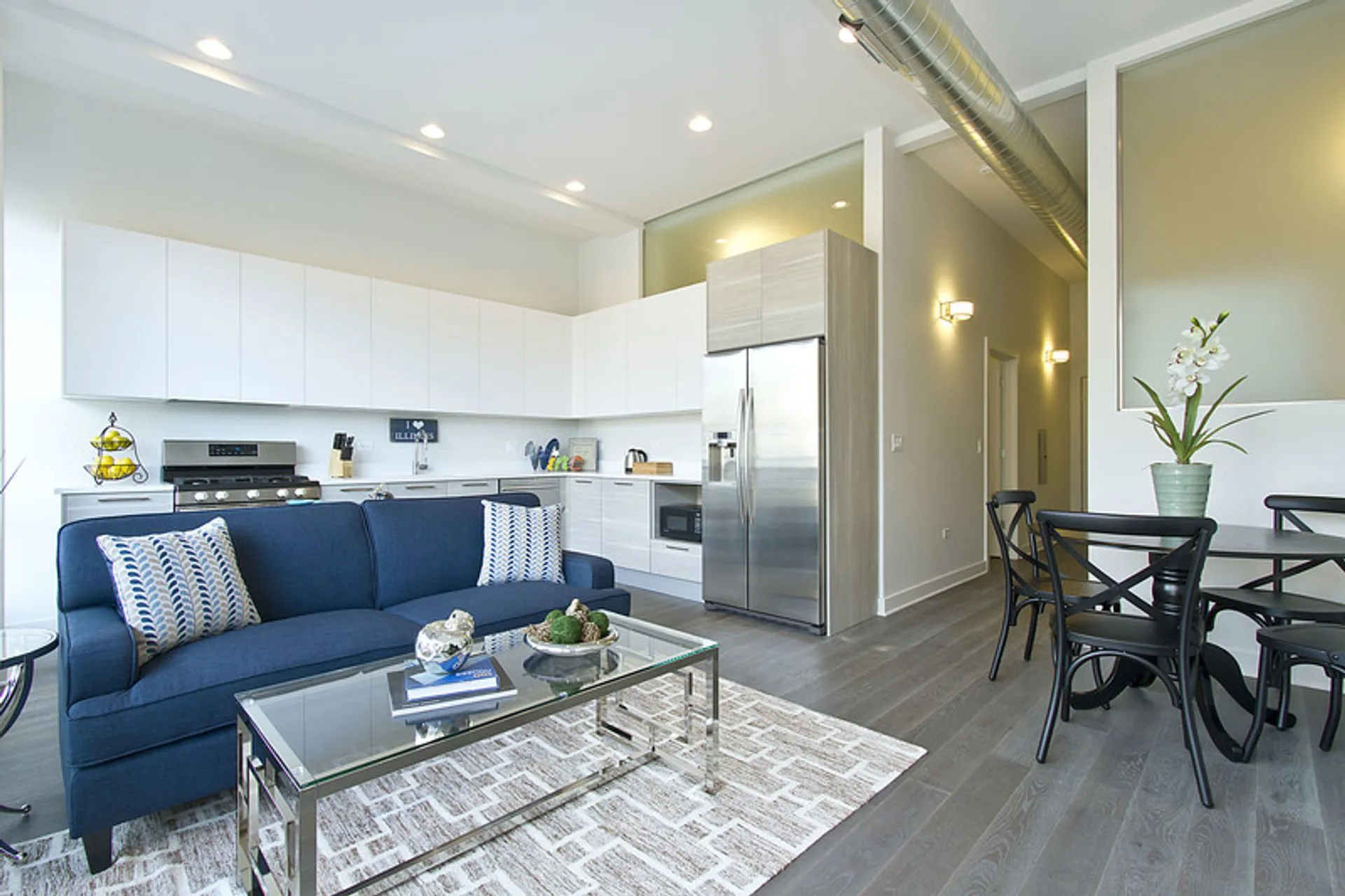 1755 N Damen Ave, ,  60647, USA 60647-unit#202-Chicago-IL