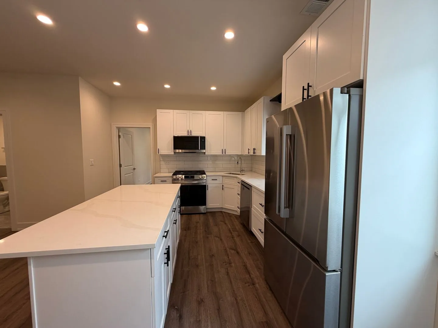 916 W Belmont Ave, , 60657, USA 60657-unit#2N-Chicago-IL