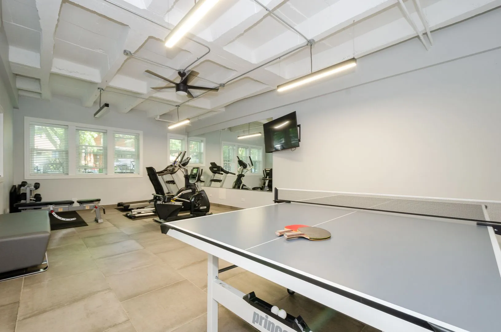 1521 W Sherwin Ave, ,  60626, USA 60626-unit#103-Chicago-IL