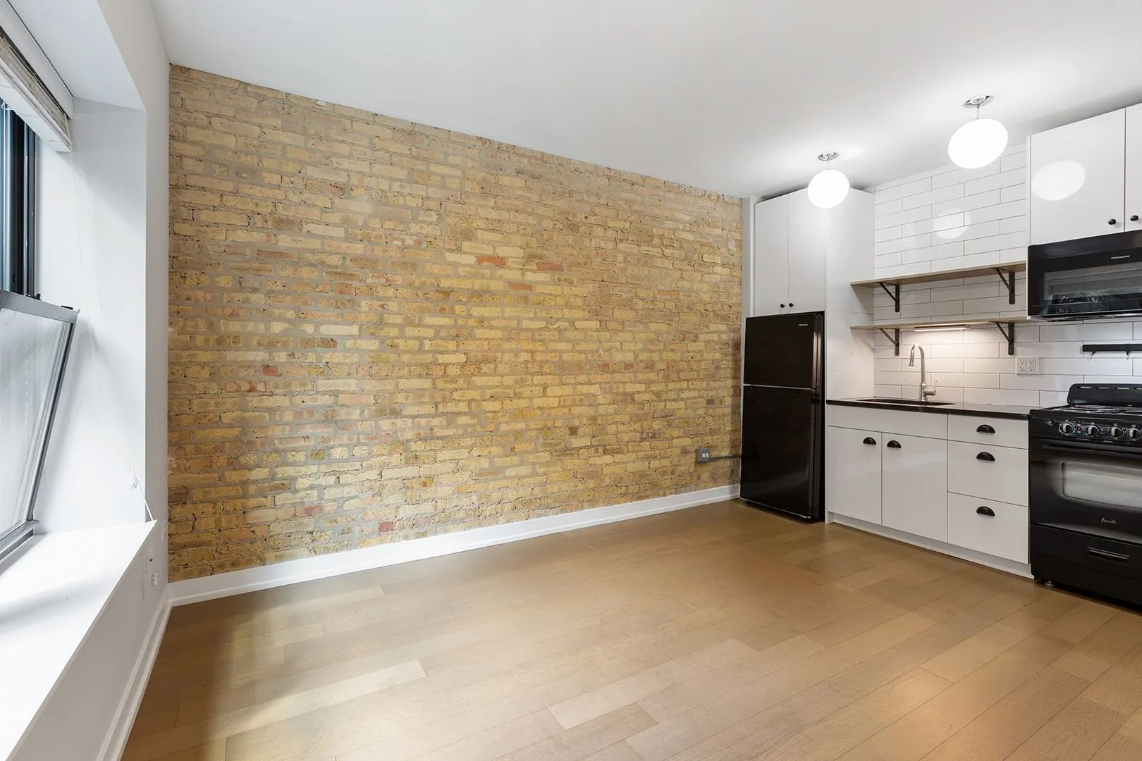 6019 N Winthrop Ave, , 60660, USA 60660-unit#215-Chicago-IL