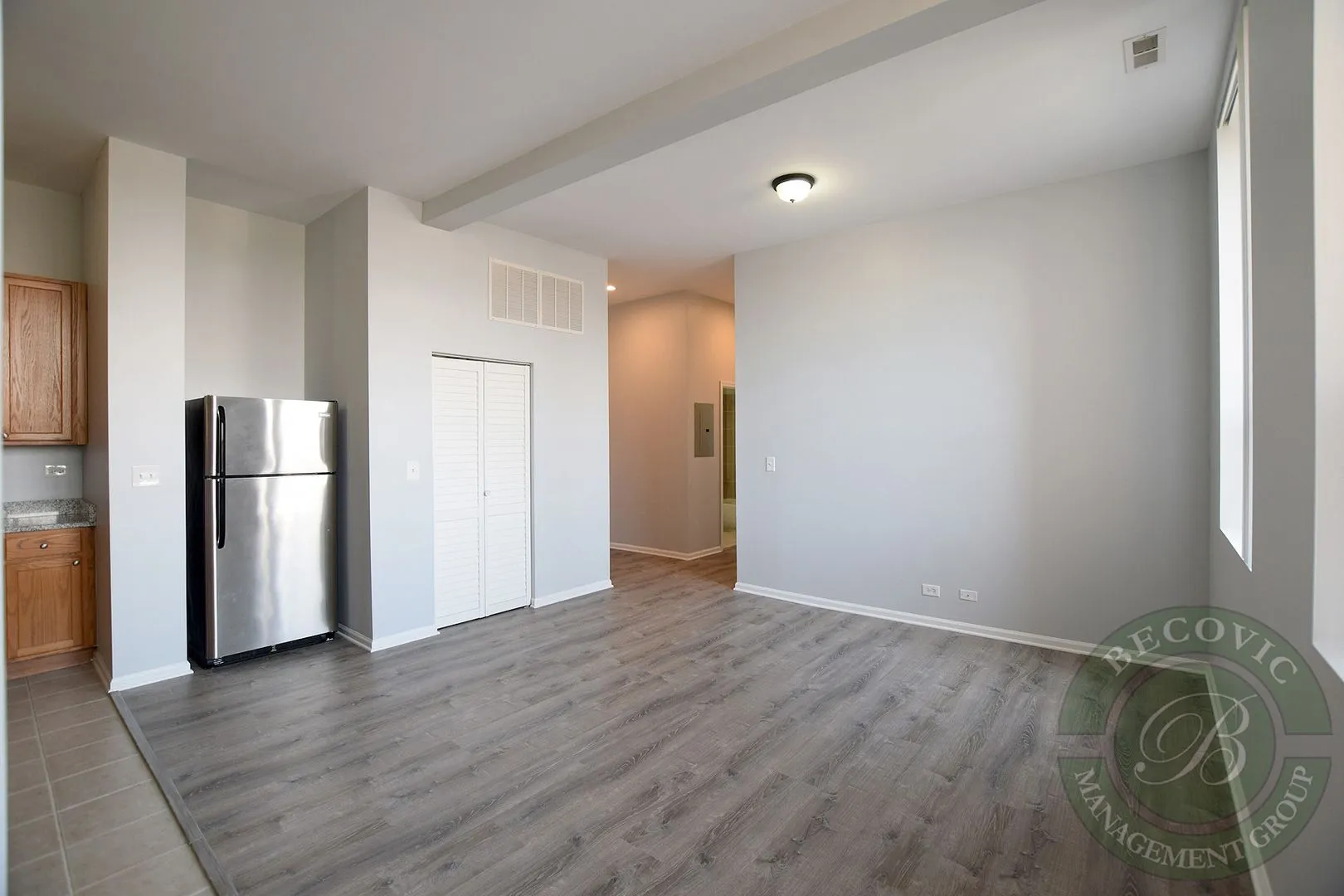 2451 W Howard St, ,  60645, USA 60645-unit#208-Chicago-IL