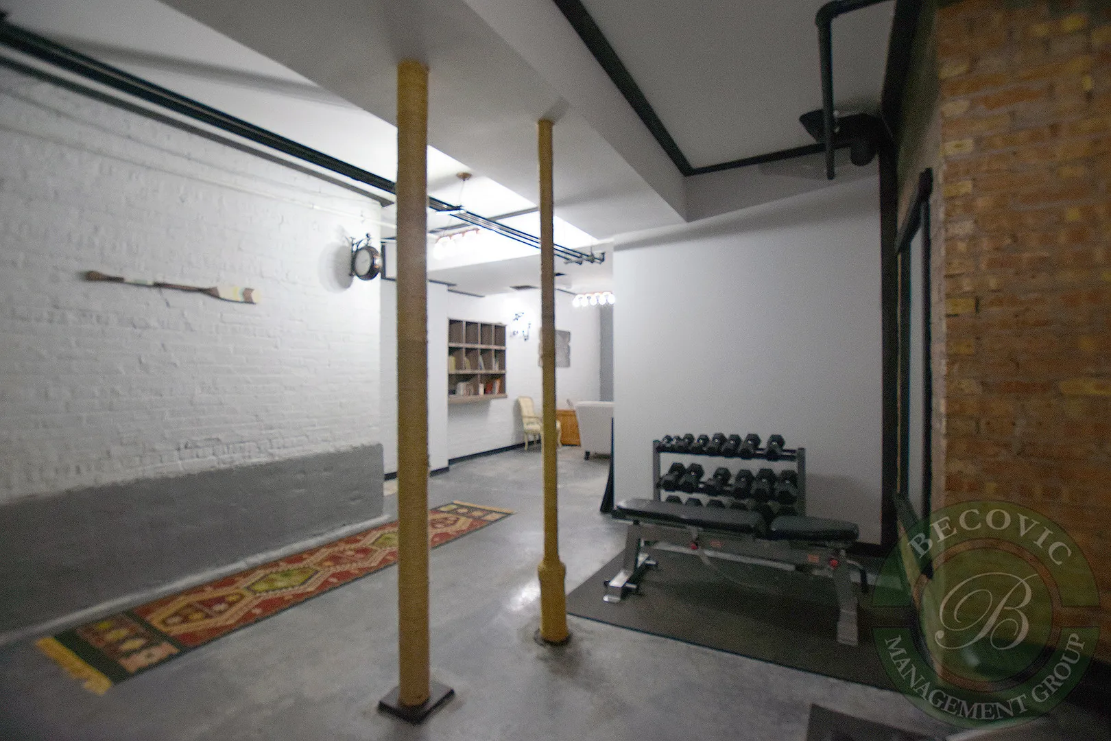 1062 W Glenlake Ave 3rd floor, , 60660, USA 60660-Chicago-IL
