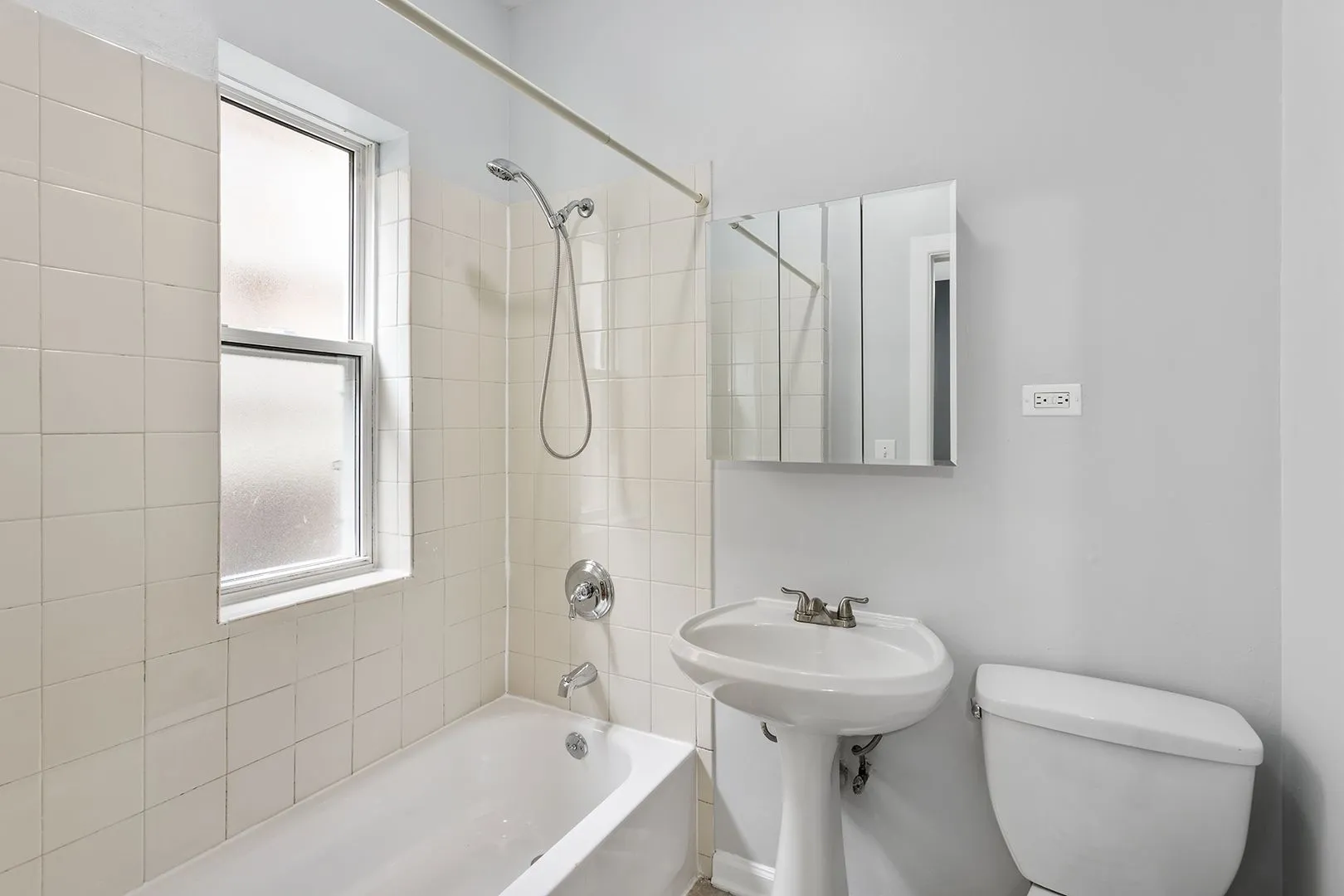 1456 W Fargo Ave, ,  60626, USA 60626-unit#204-Chicago-IL