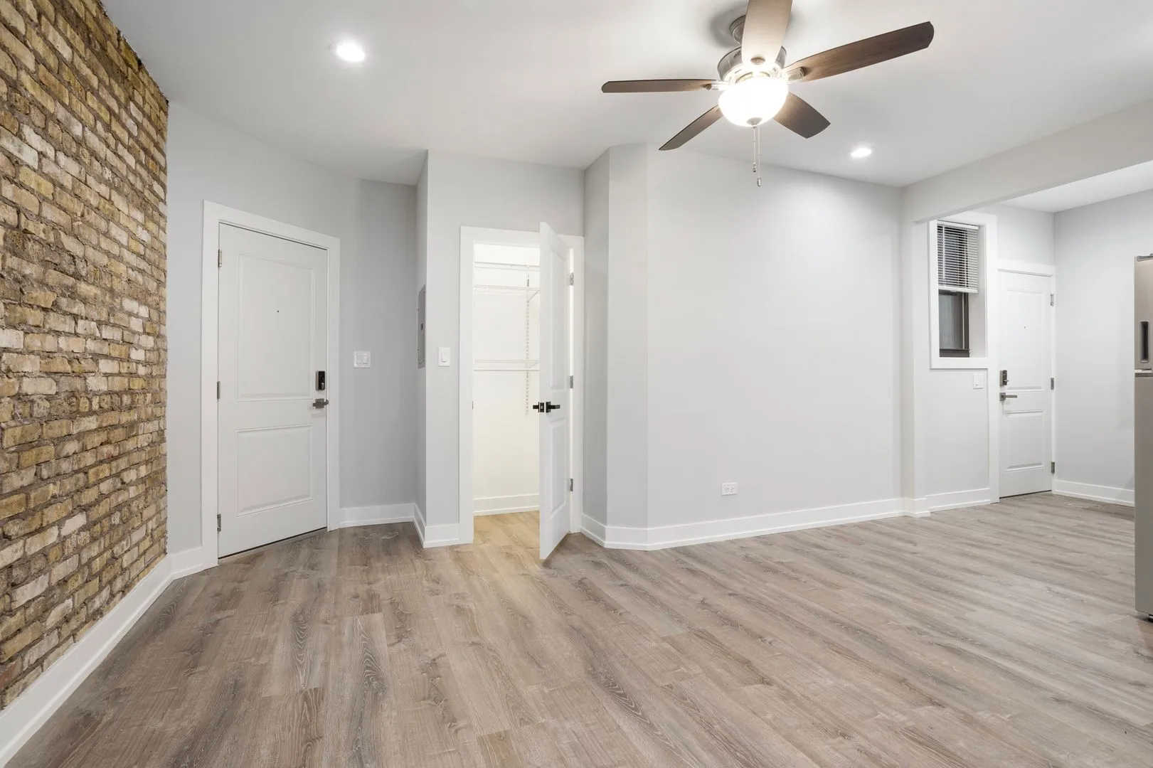 1651 W Jonquil Terrace, ,  60626, USA 60626-unit#10-Chicago-IL