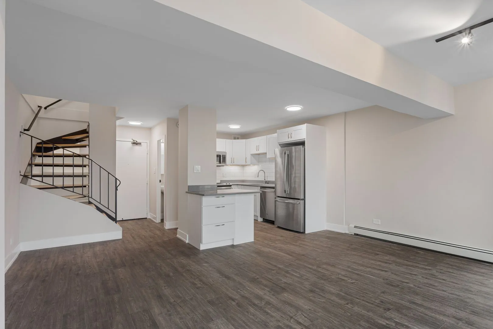 6166 N Sheridan Rd, ,  60660, USA 60660-unit#8L-Chicago-IL