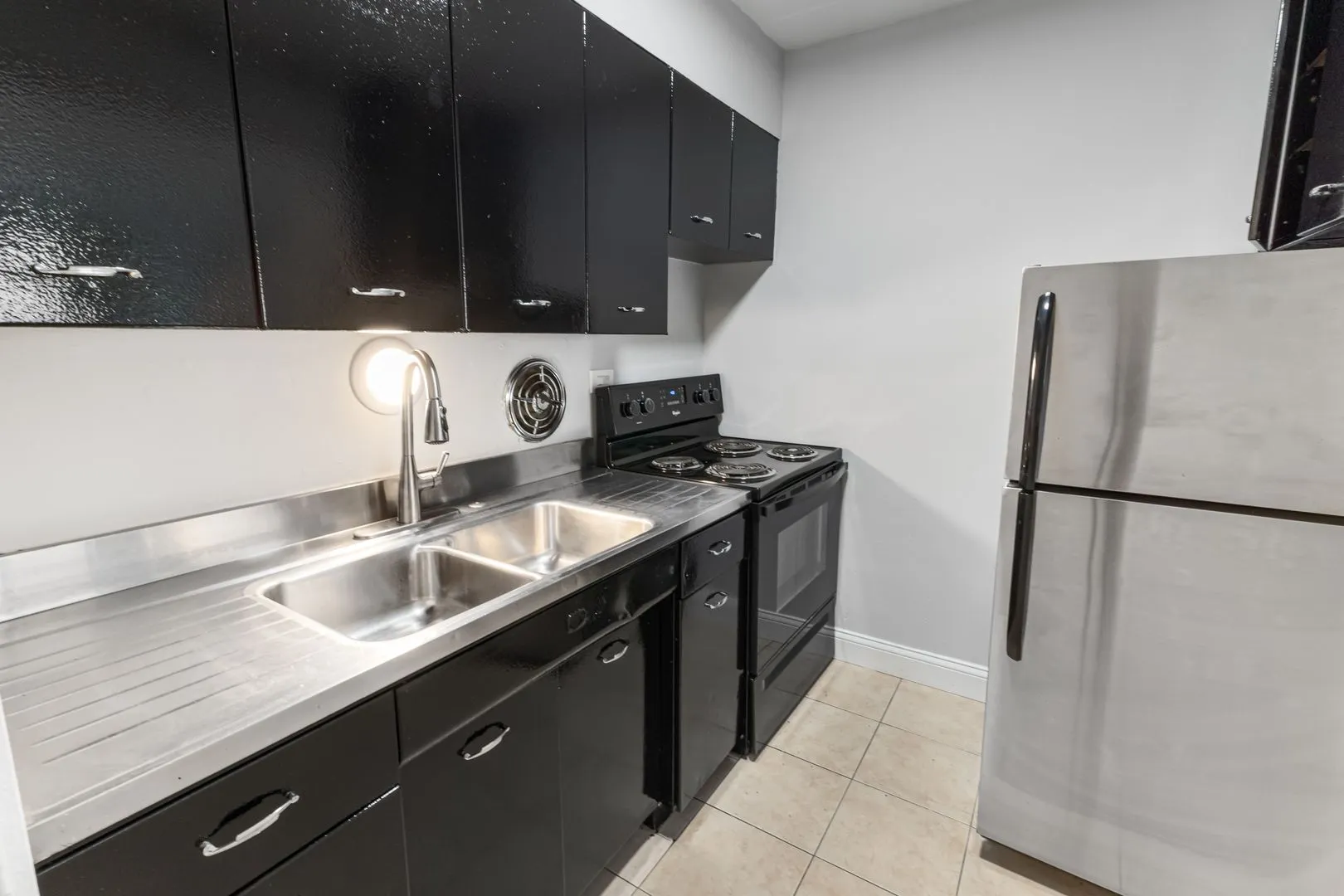 6012 N Kenmore Ave, , 60660, USA 60660-unit#4F-Chicago-IL