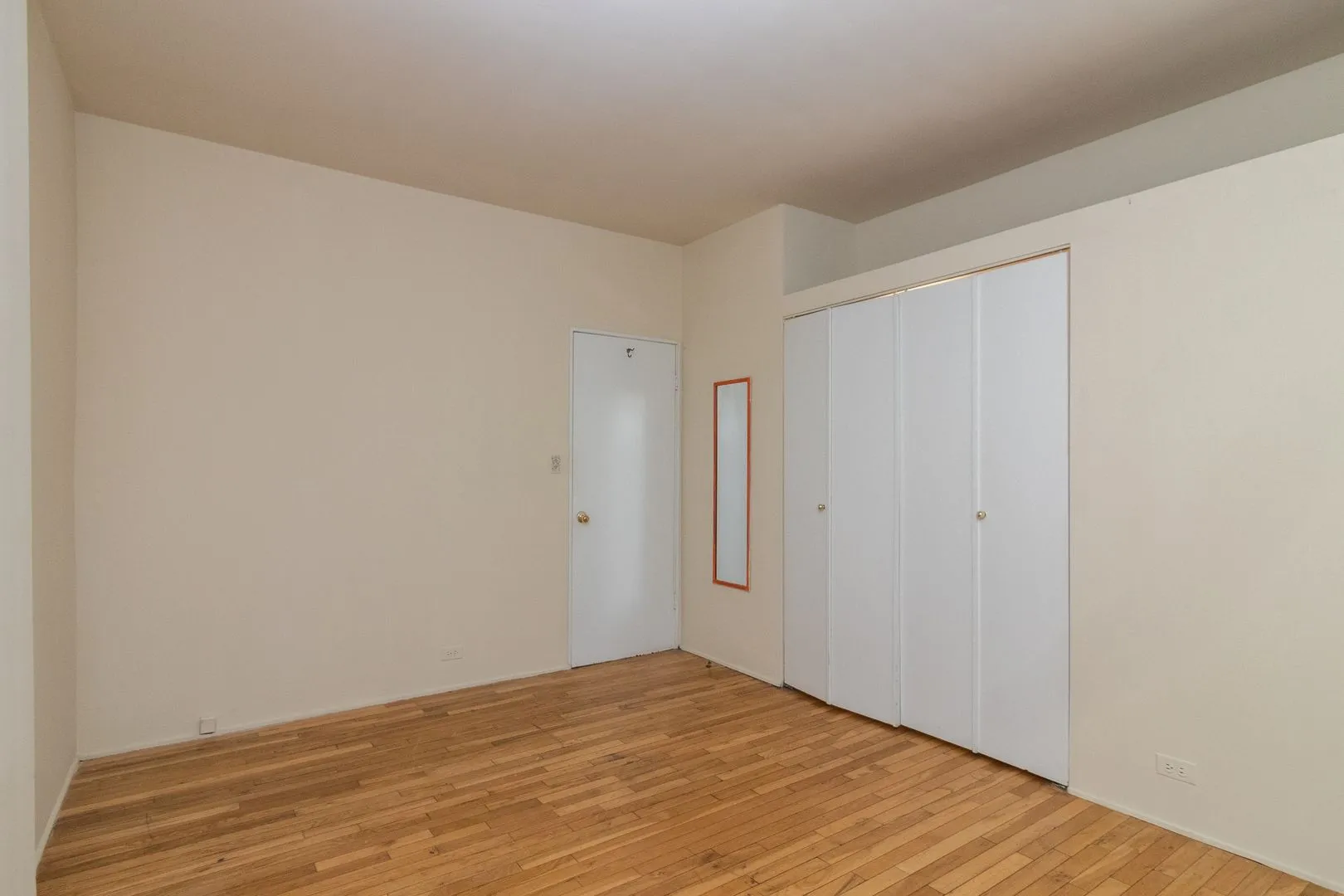 2109 N Kenmore Ave, ,  60614, USA 60614-unit#1R-Chicago-IL