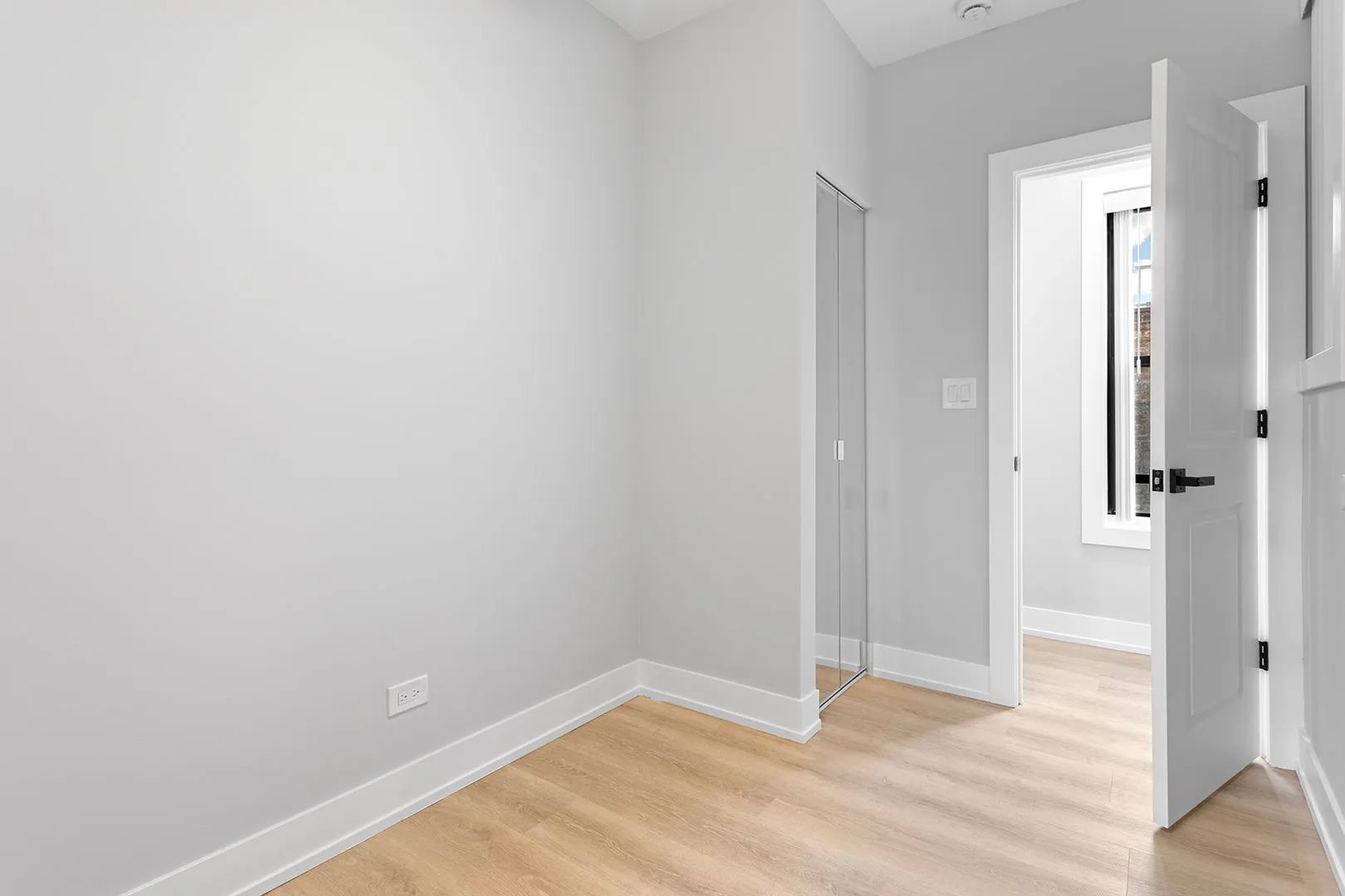 1651 W Jonquil Terrace, ,  60626, USA 60626-unit#17-Chicago-IL