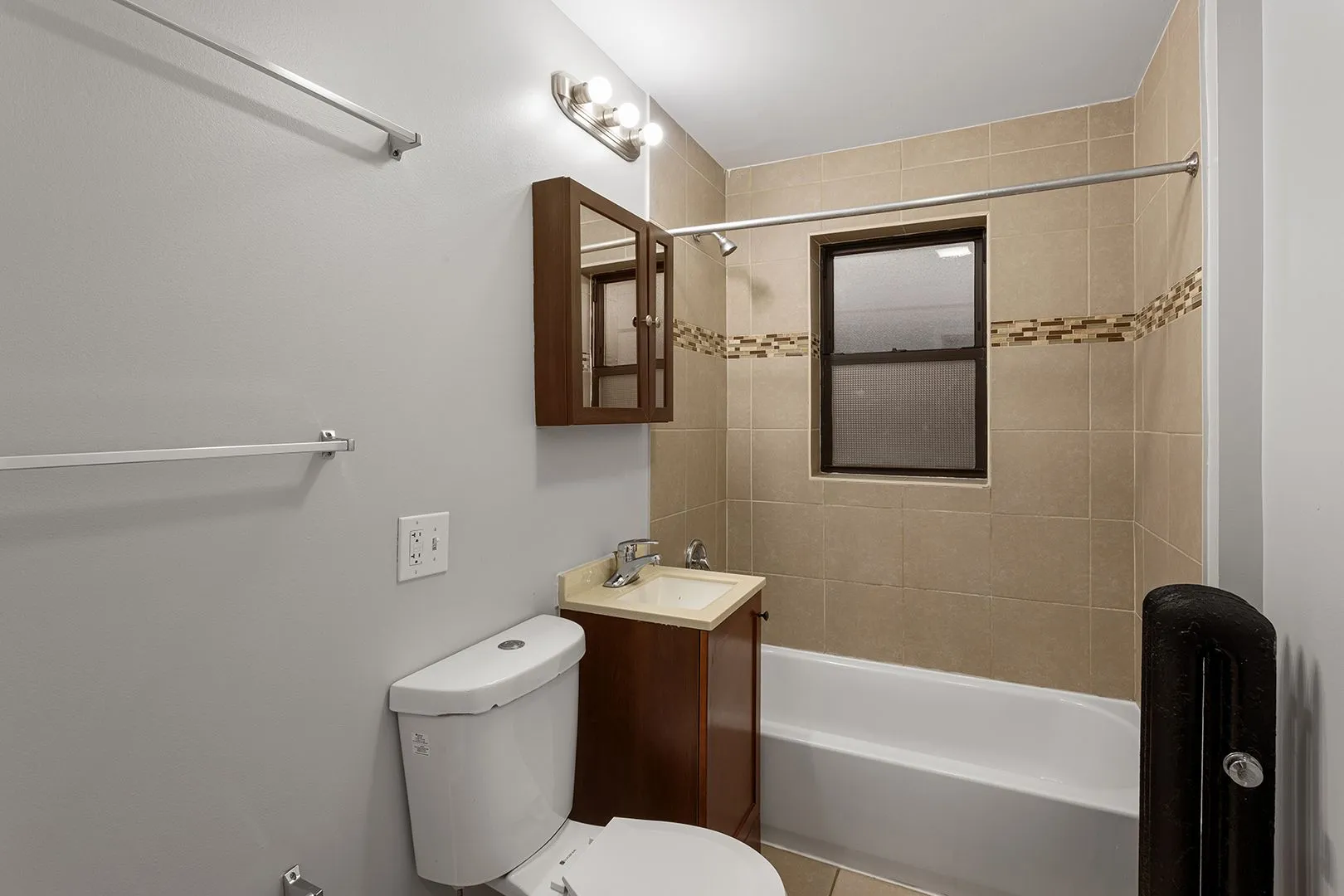 1702 W Juneway Terrace, ,  60626, USA 60626-unit#1C-Chicago-IL