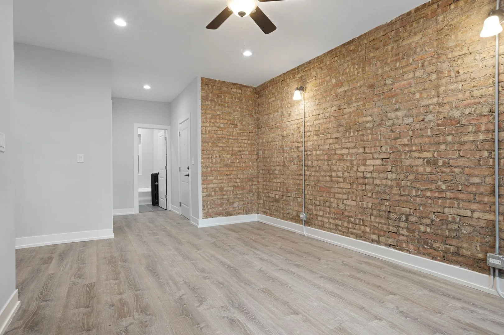 6950 N Wolcott Ave, ,  60626, USA 60626-unit#1-Chicago-IL